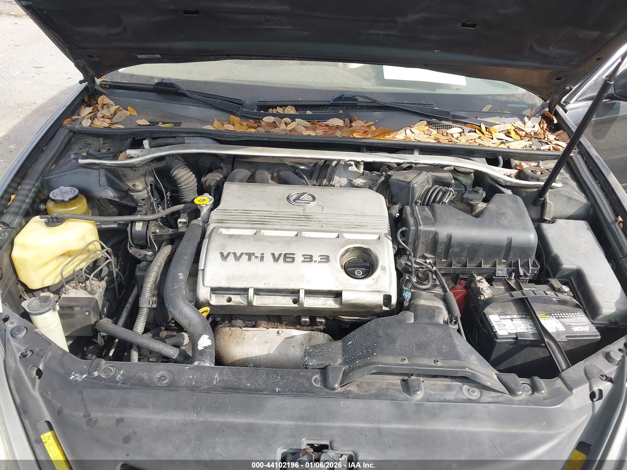 LEXUS ES image 10