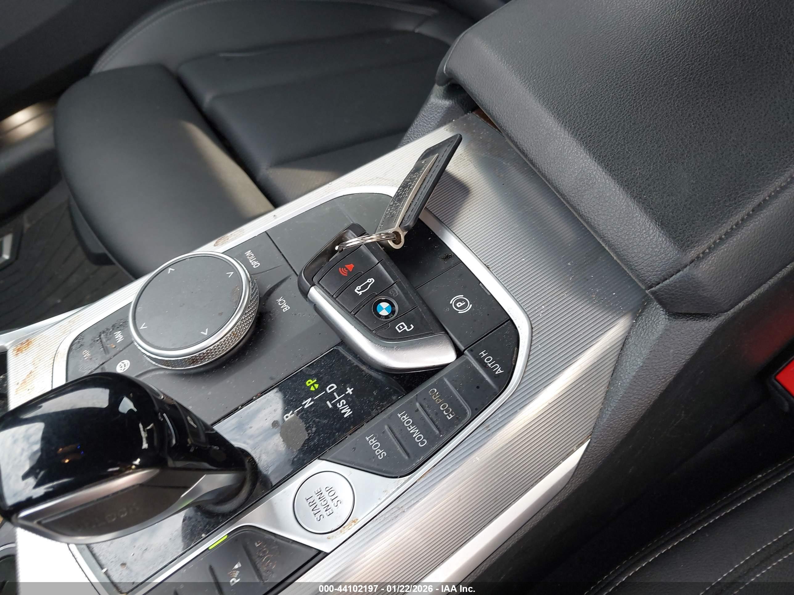 BMW 330I image 11
