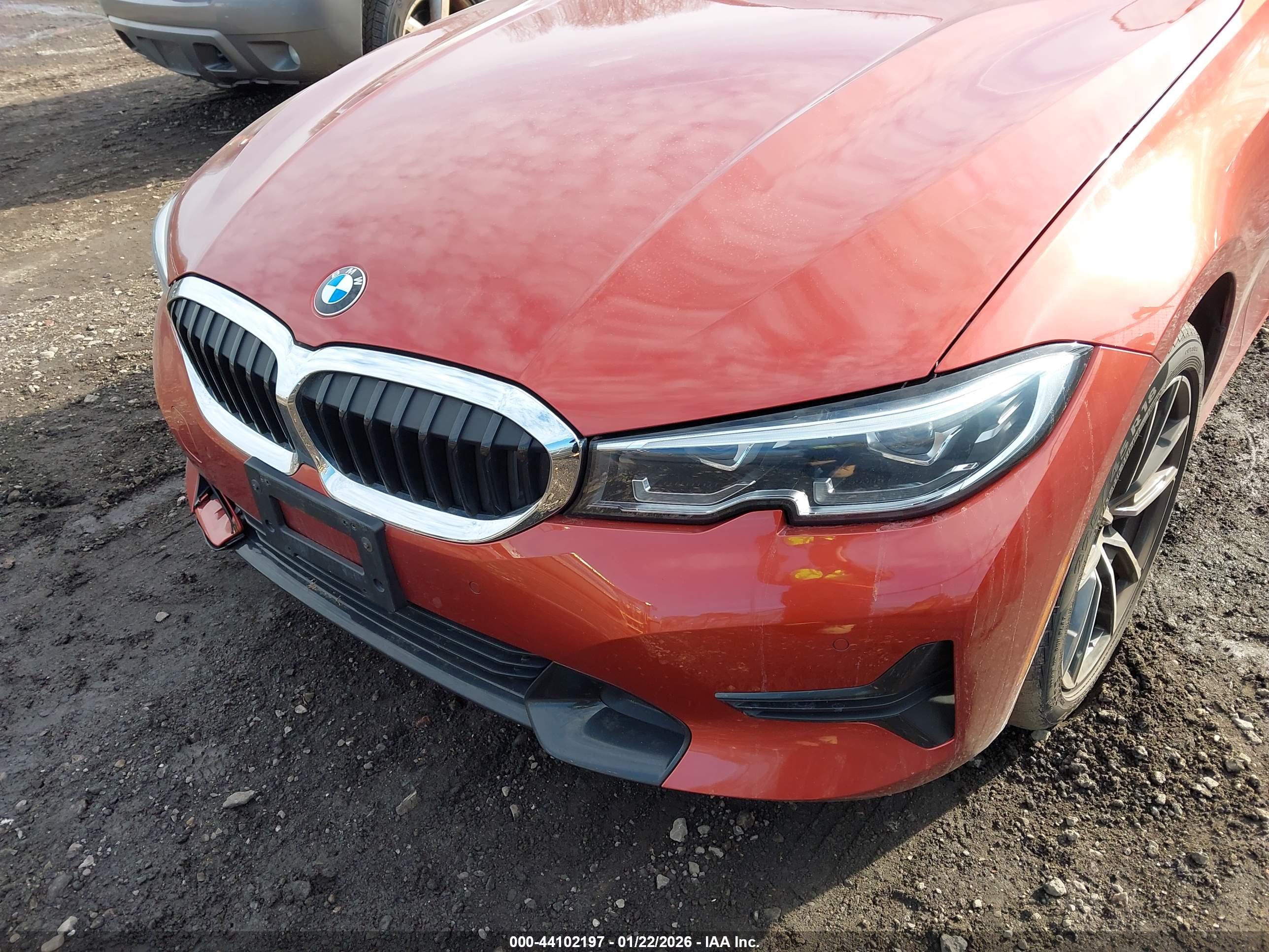 BMW 330I image 6