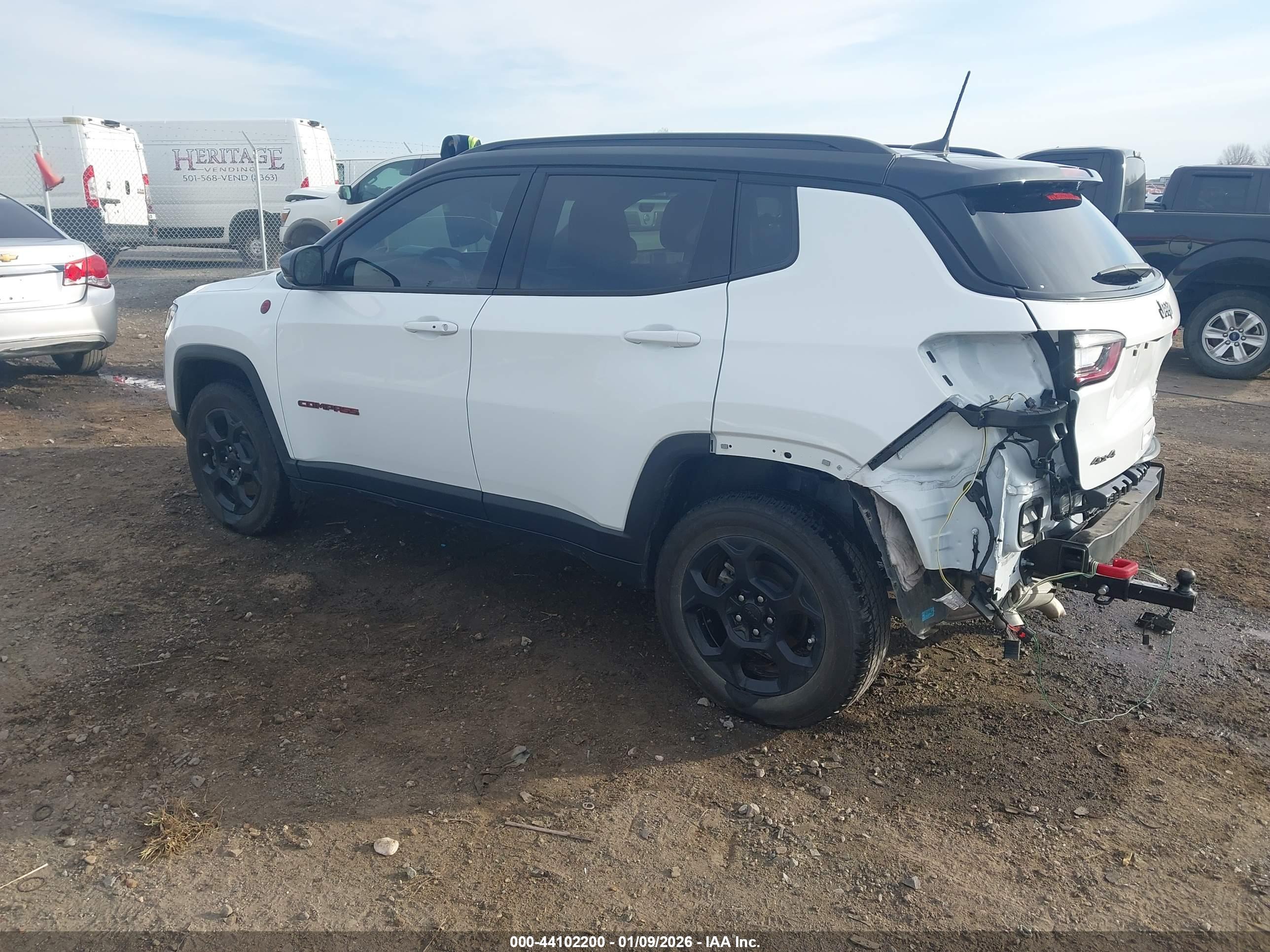 JEEP COMPASS image 3