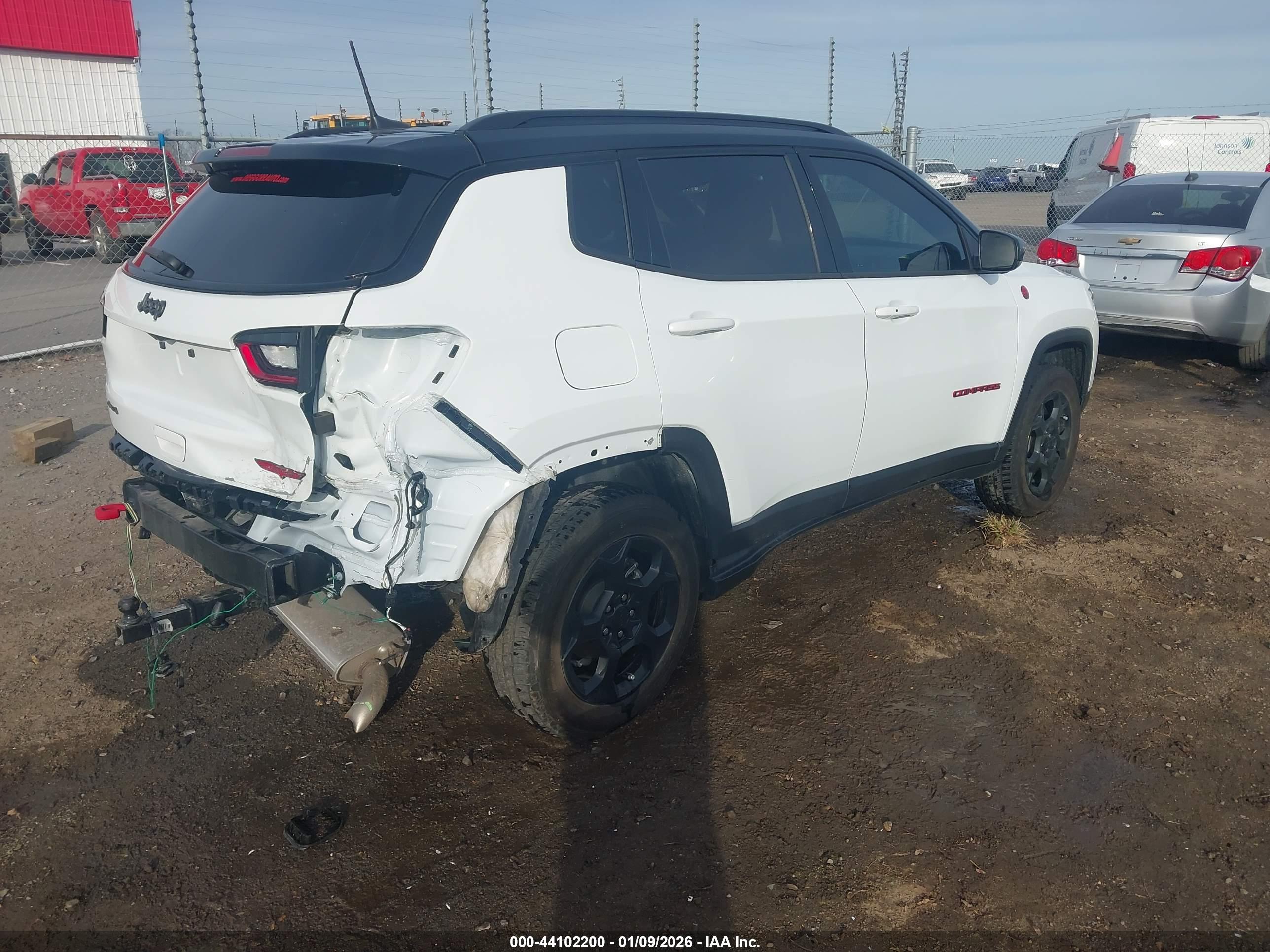 JEEP COMPASS image 4
