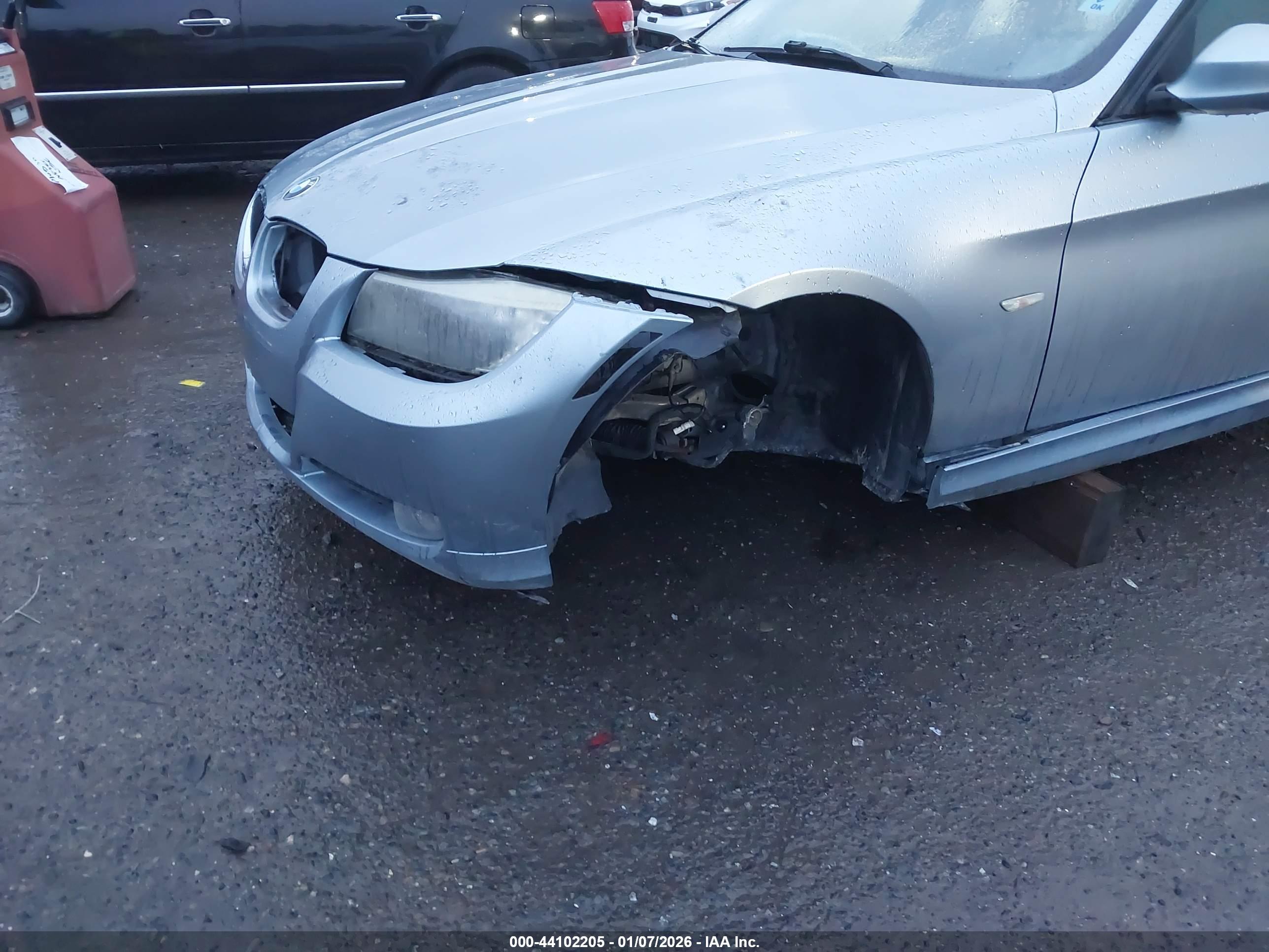 BMW 328I image 6