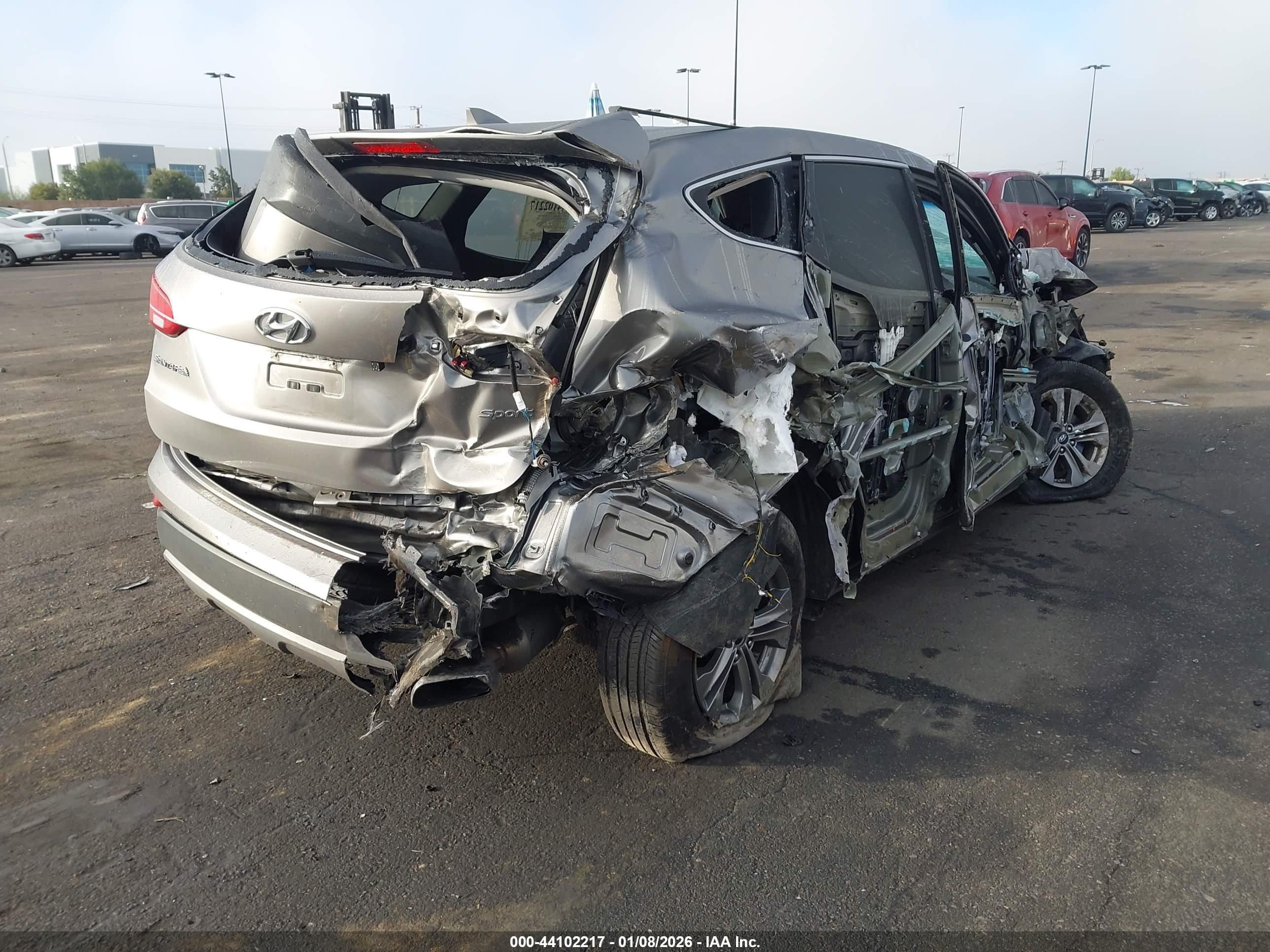 HYUNDAI SANTA image 4