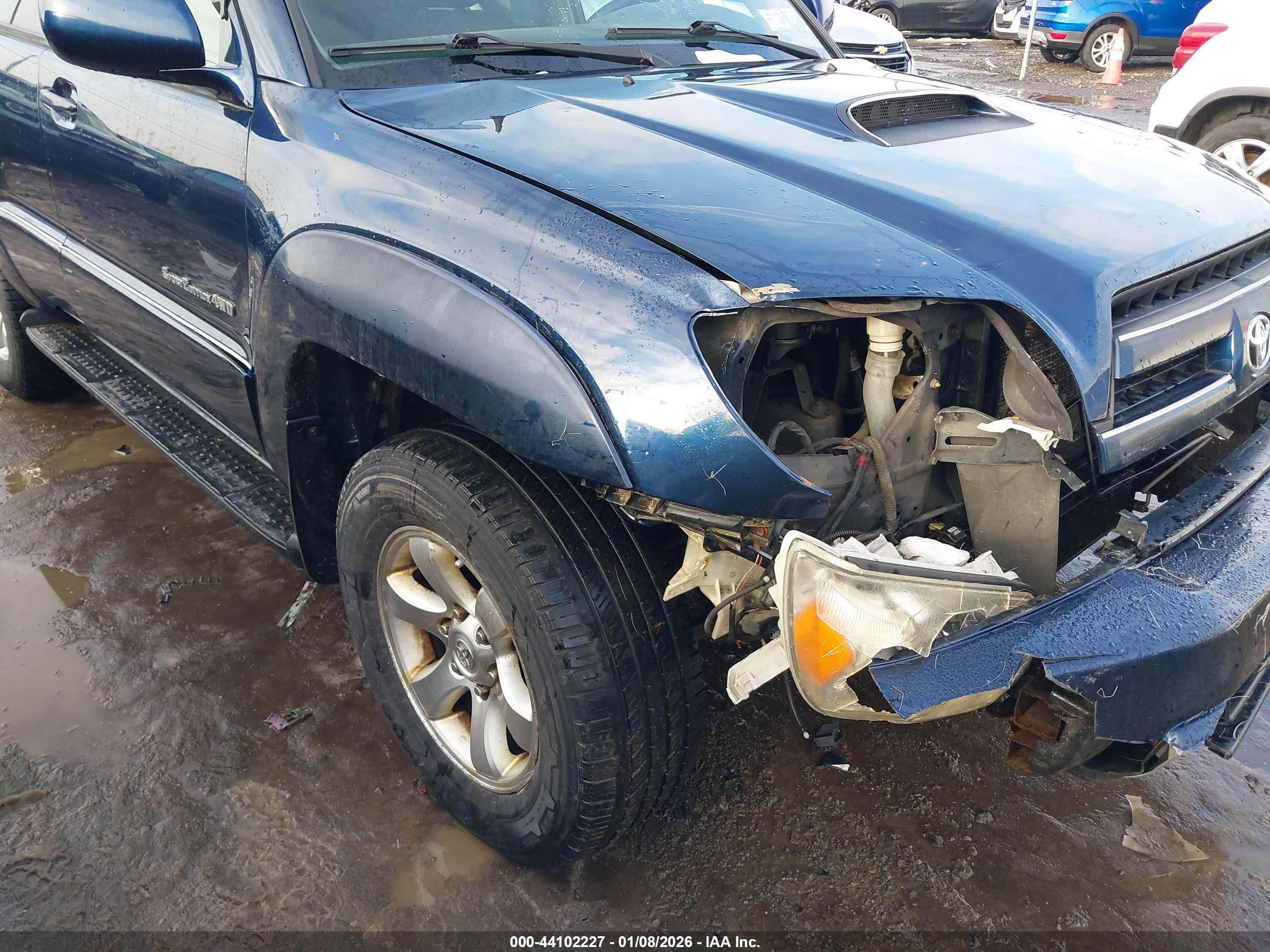 TOYOTA 4RUNNER image 6
