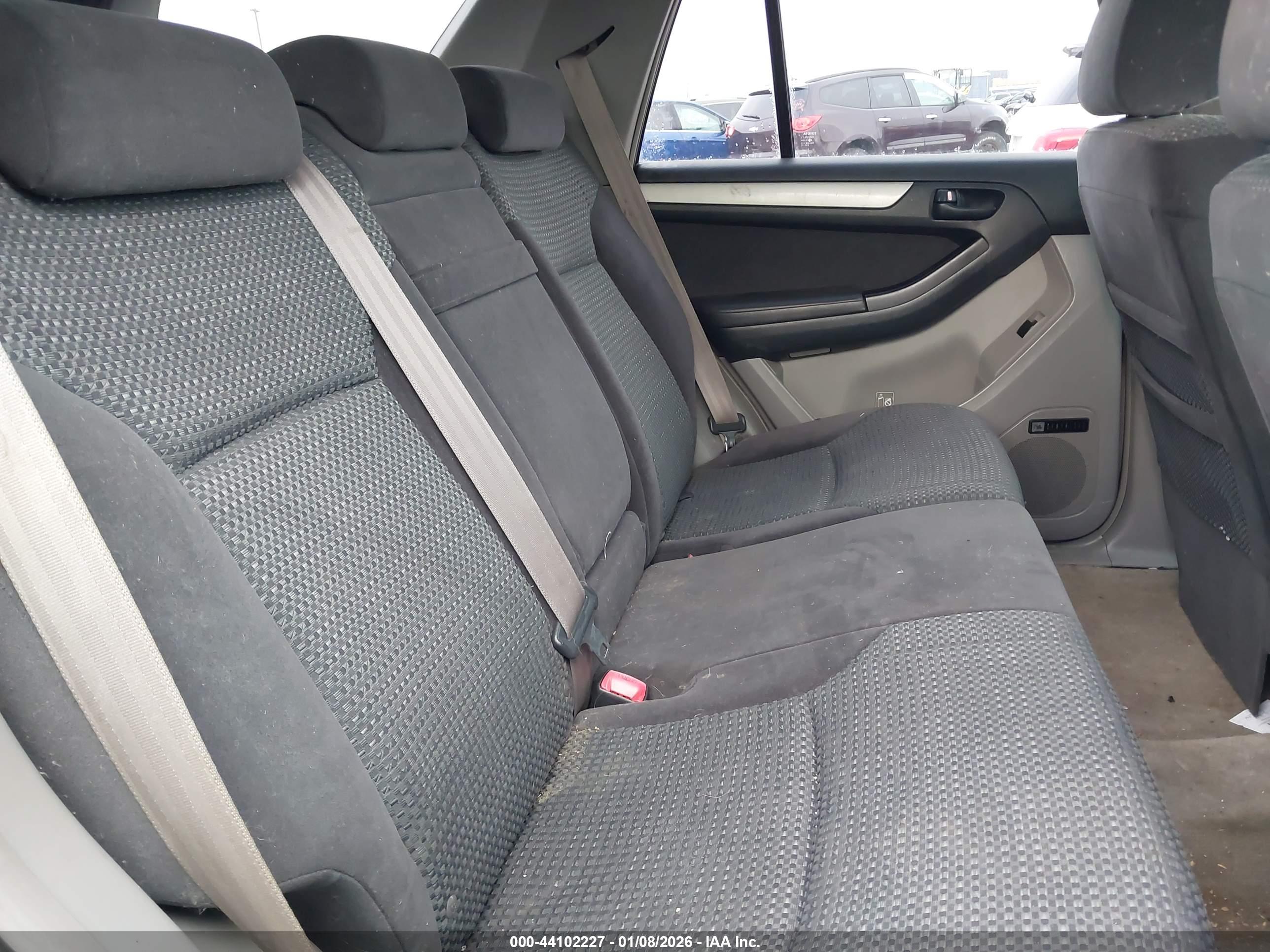 TOYOTA 4RUNNER image 8