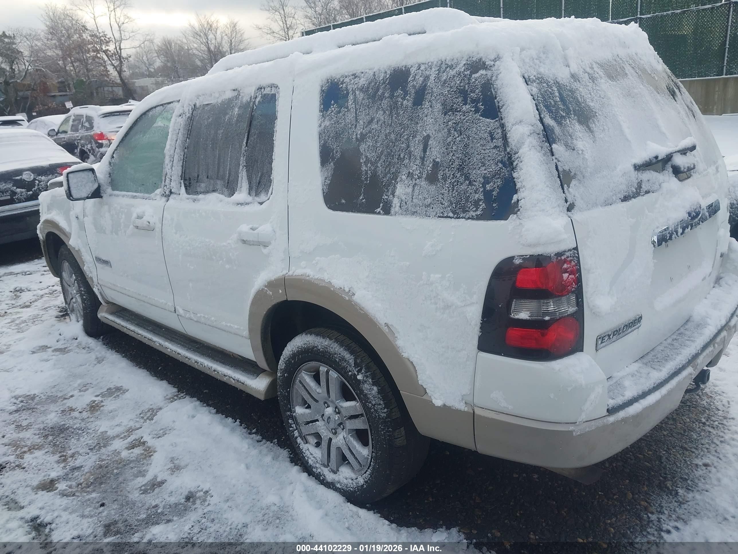 FORD EXPLORER image 3