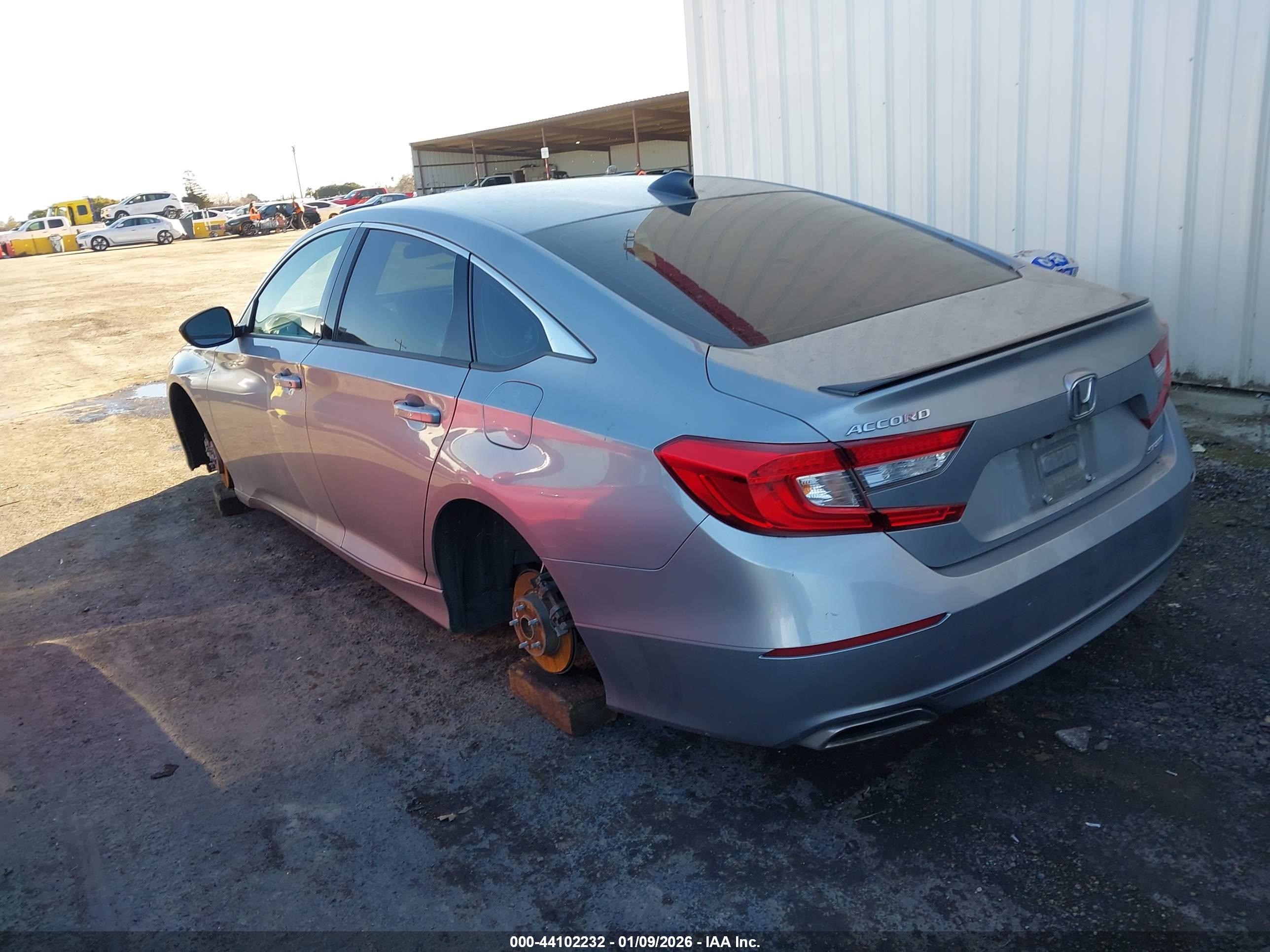 HONDA ACCORD image 3