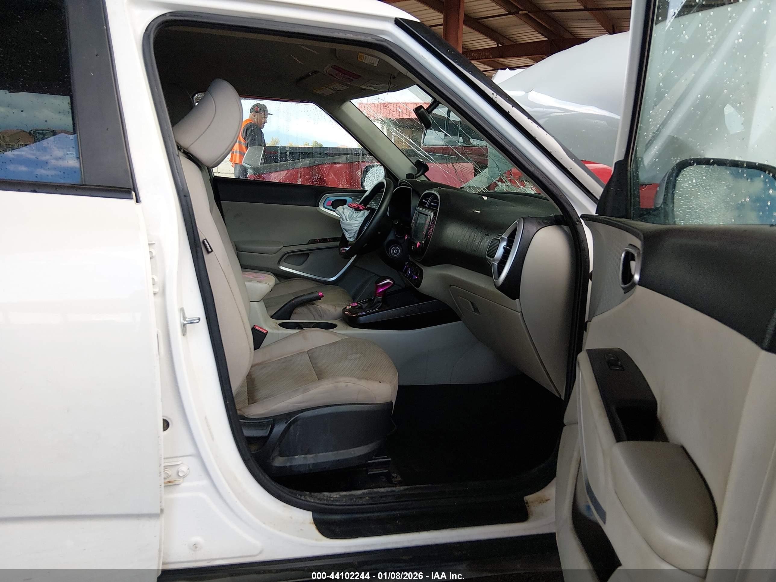 KIA SOUL image 5