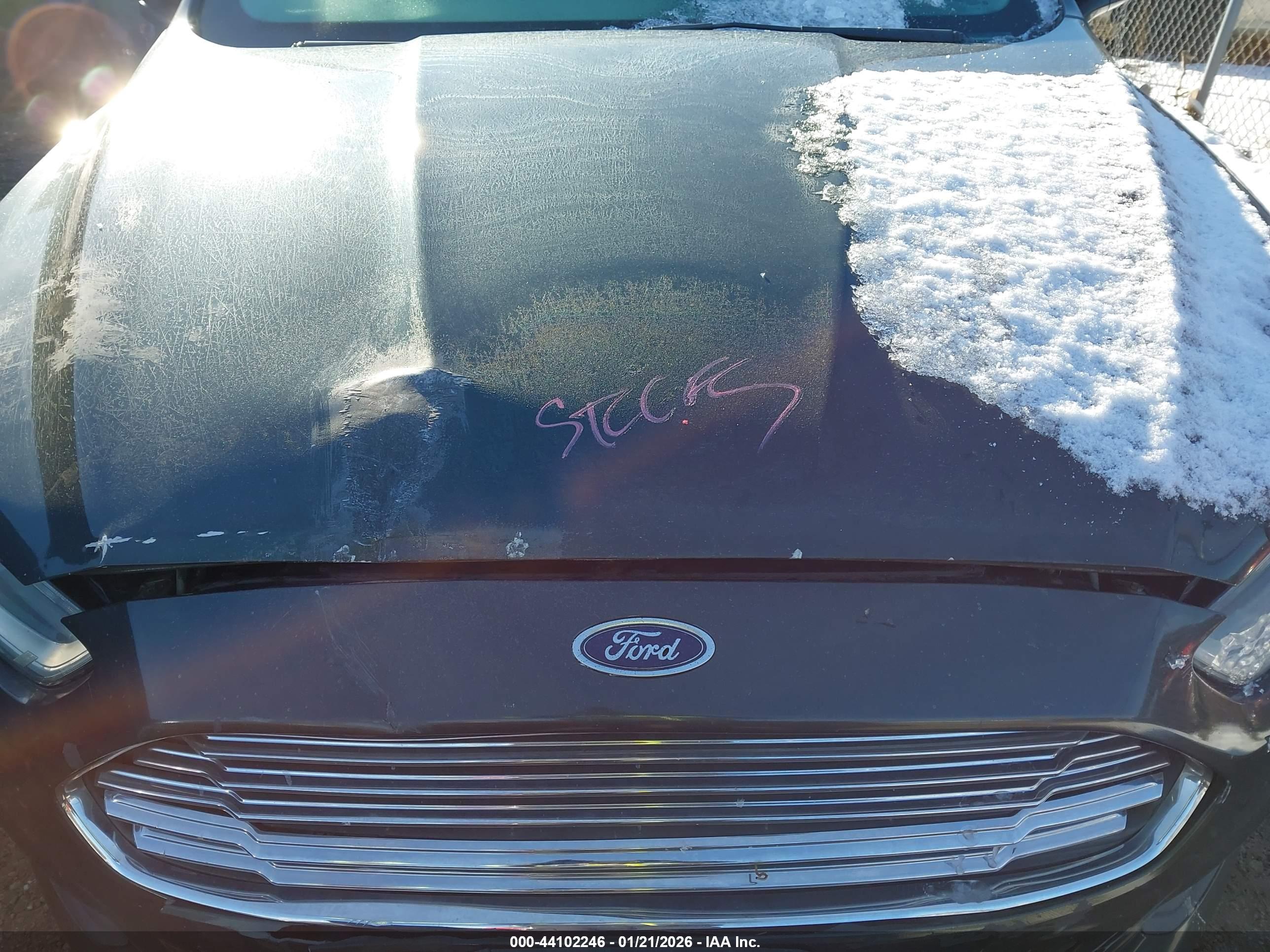 FORD FUSION image 10