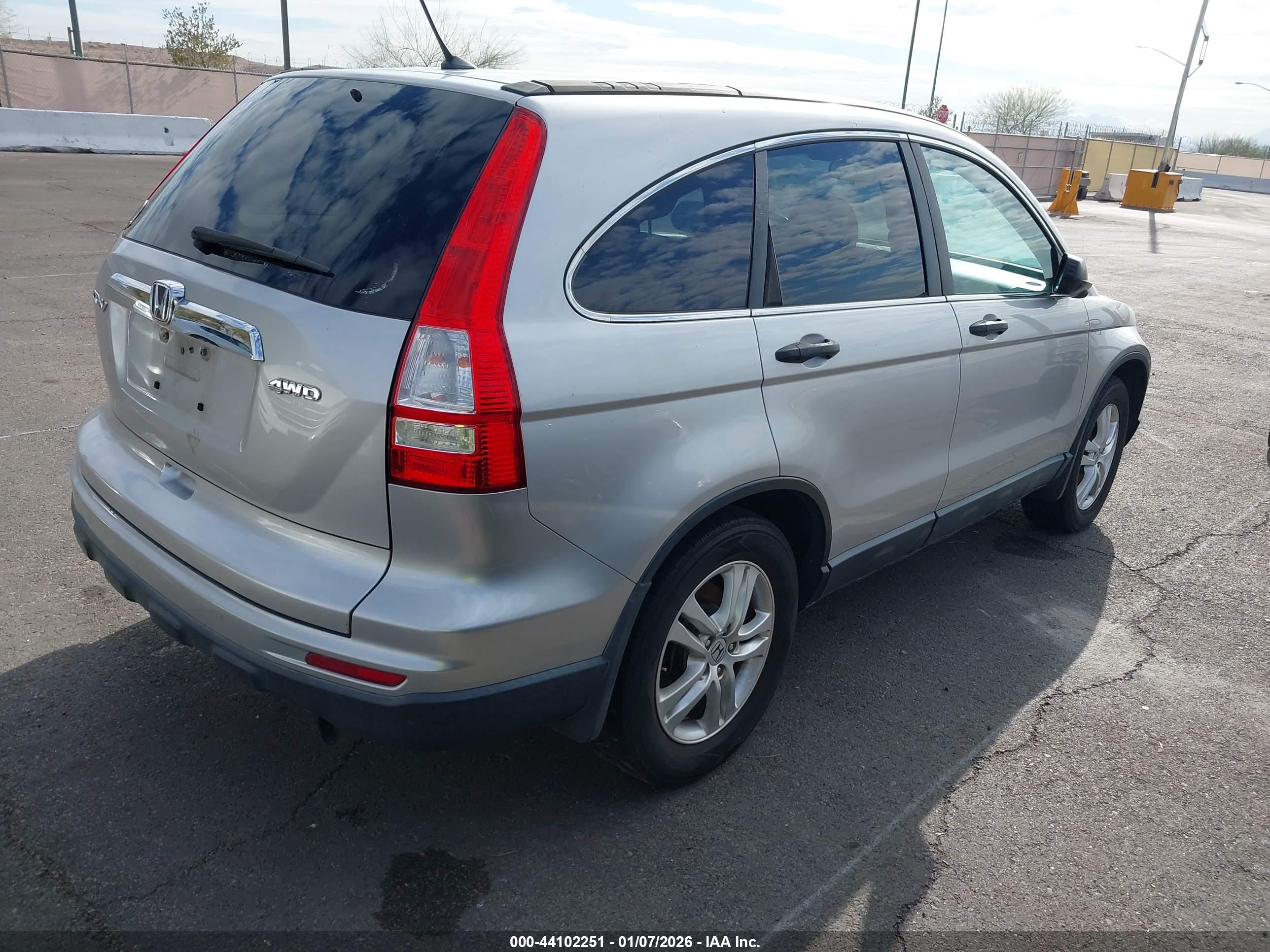 HONDA CR-V image 4