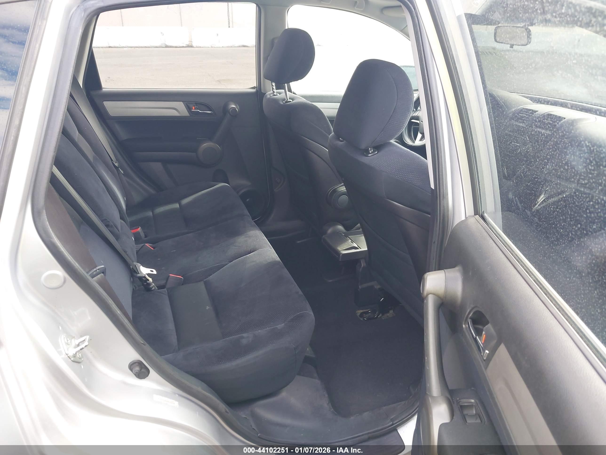 HONDA CR-V image 8