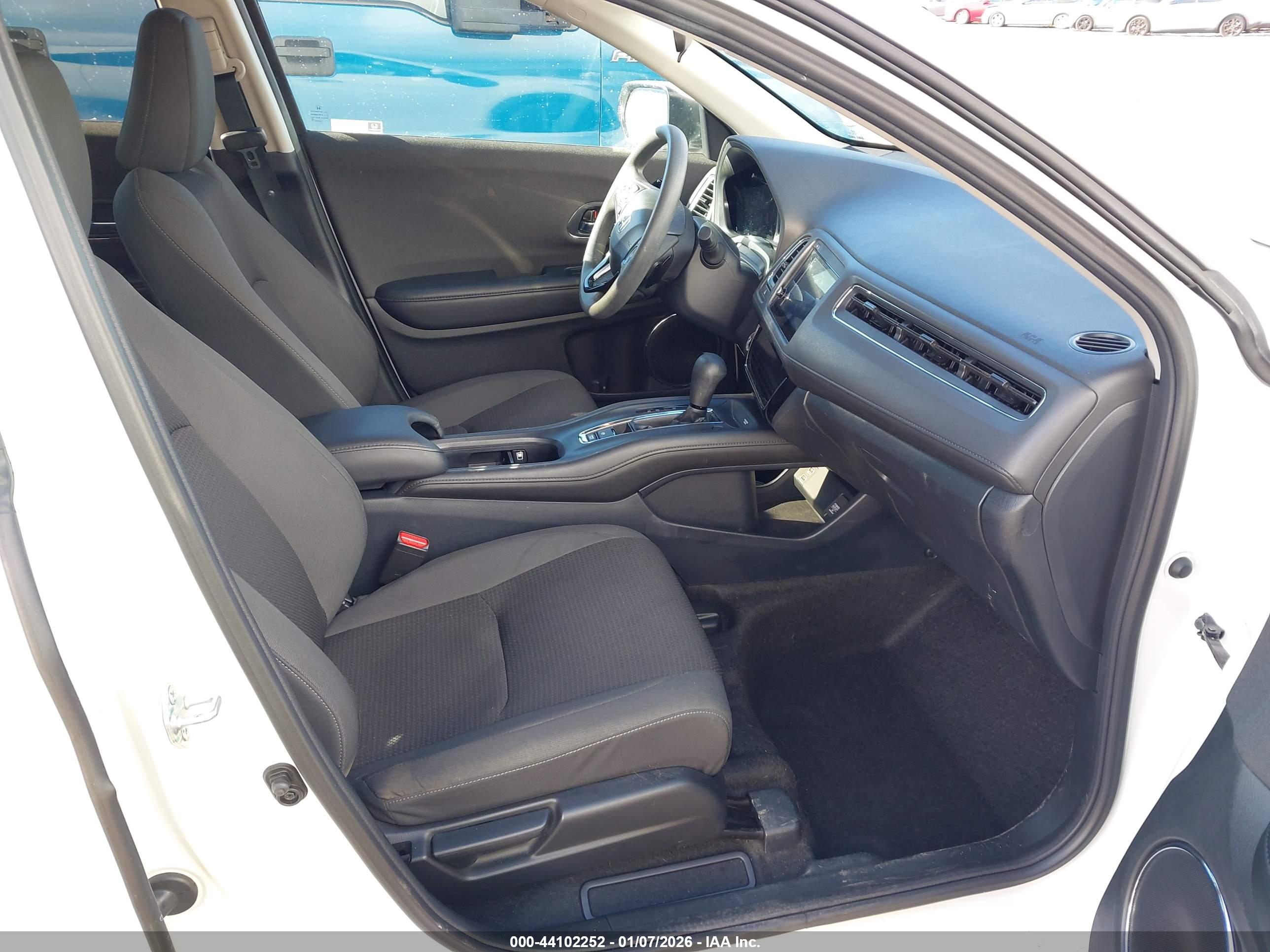 HONDA HR-V image 5