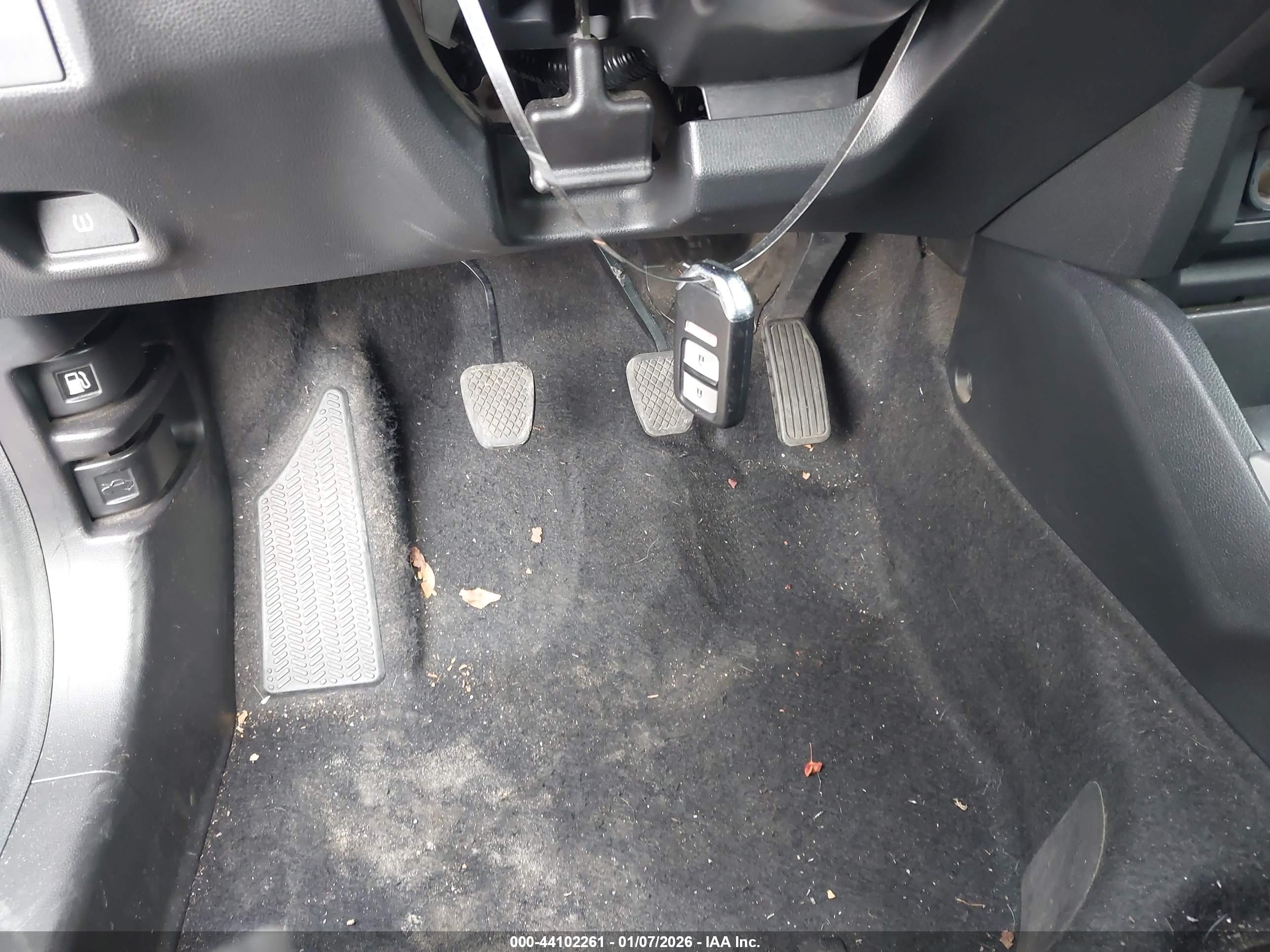 HONDA FIT image 11