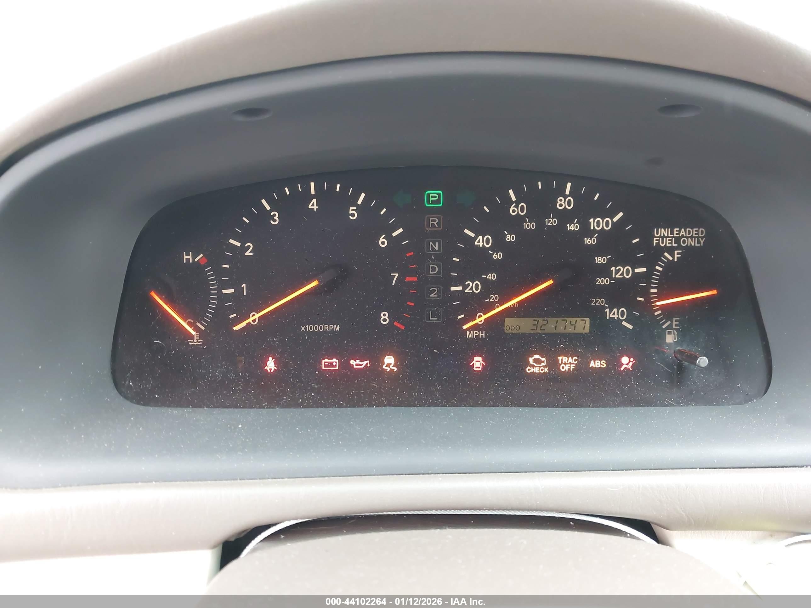 LEXUS ES image 7