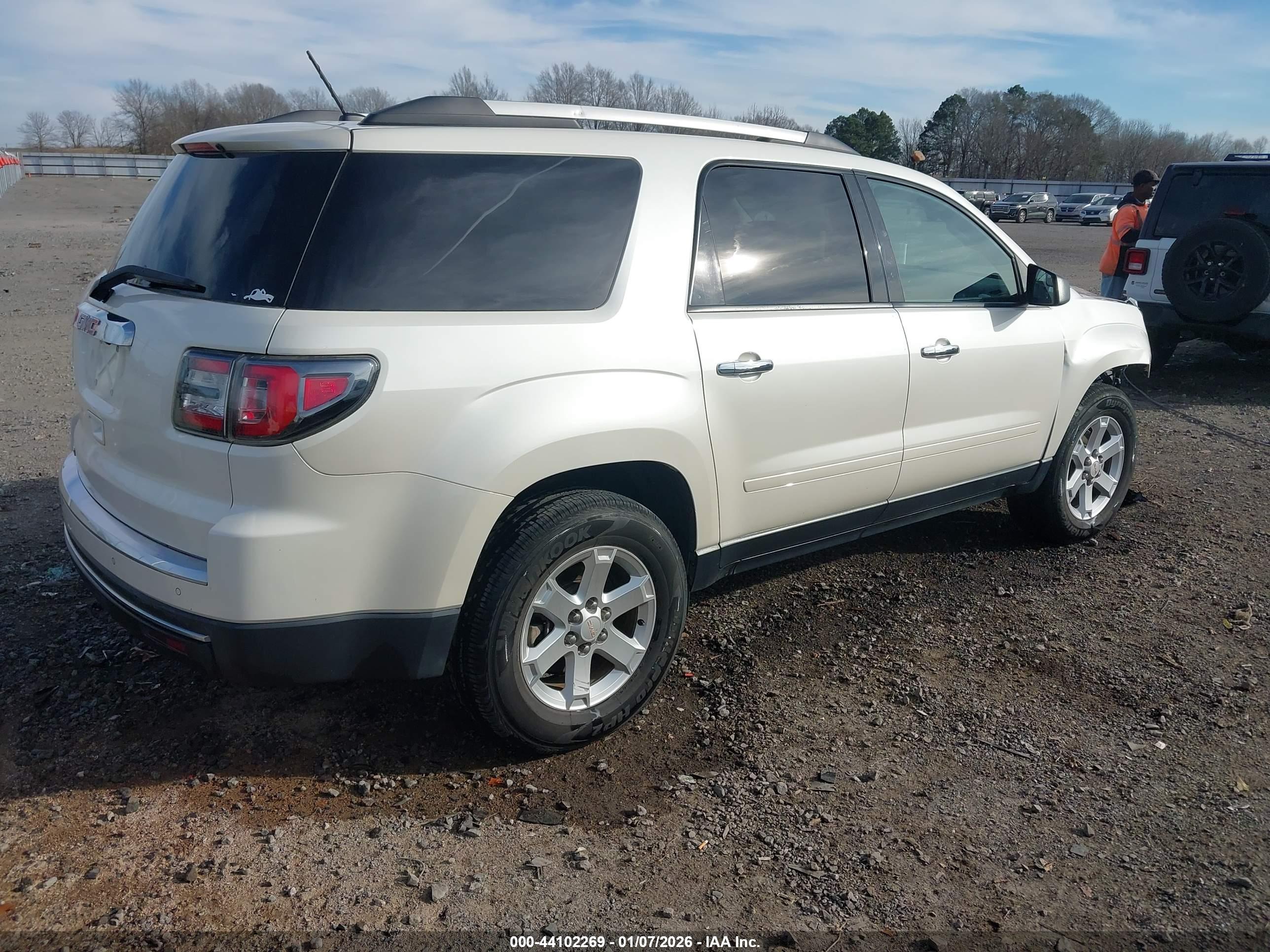 GMC ACADIA image 4