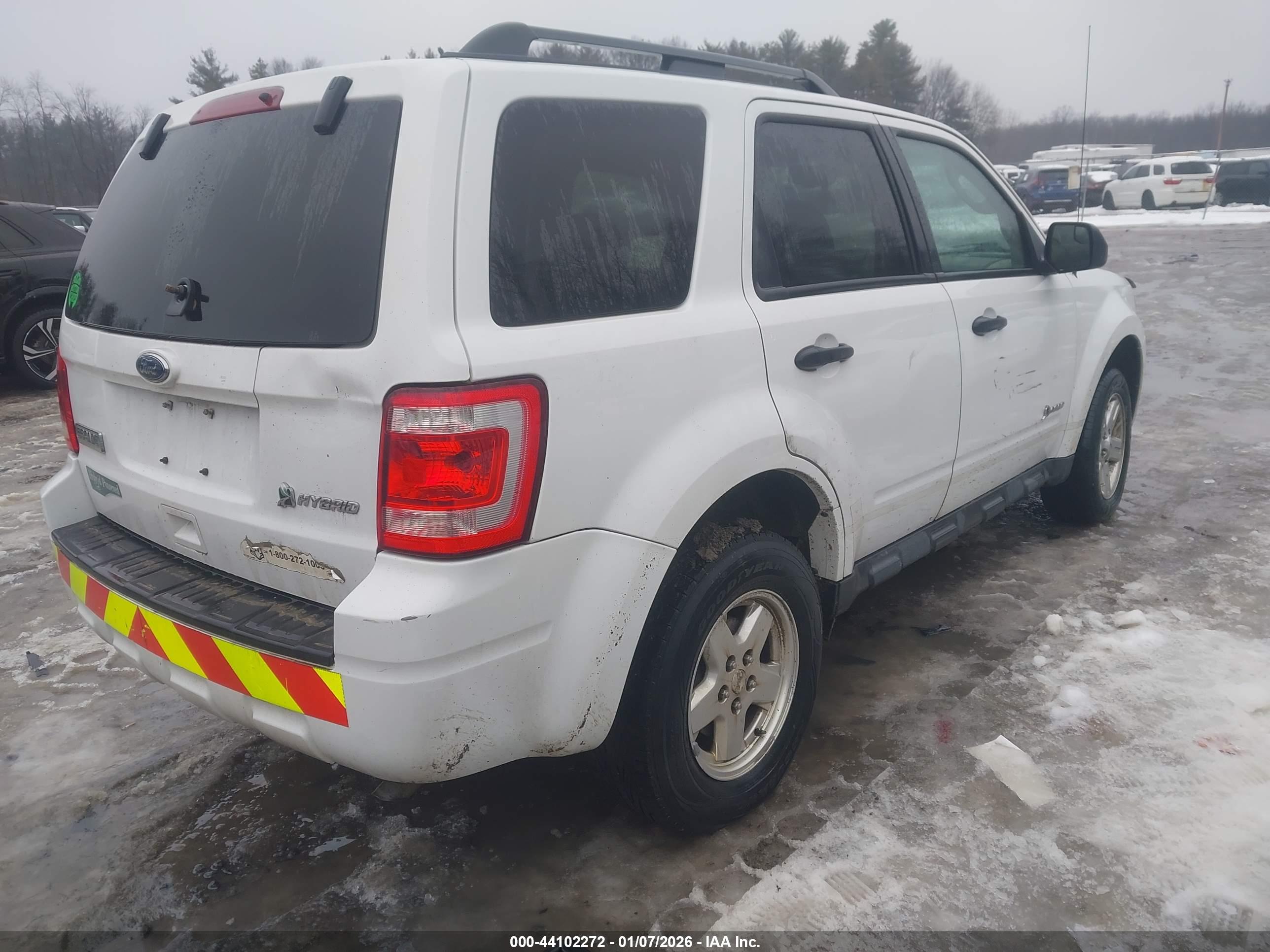 FORD ESCAPE image 4