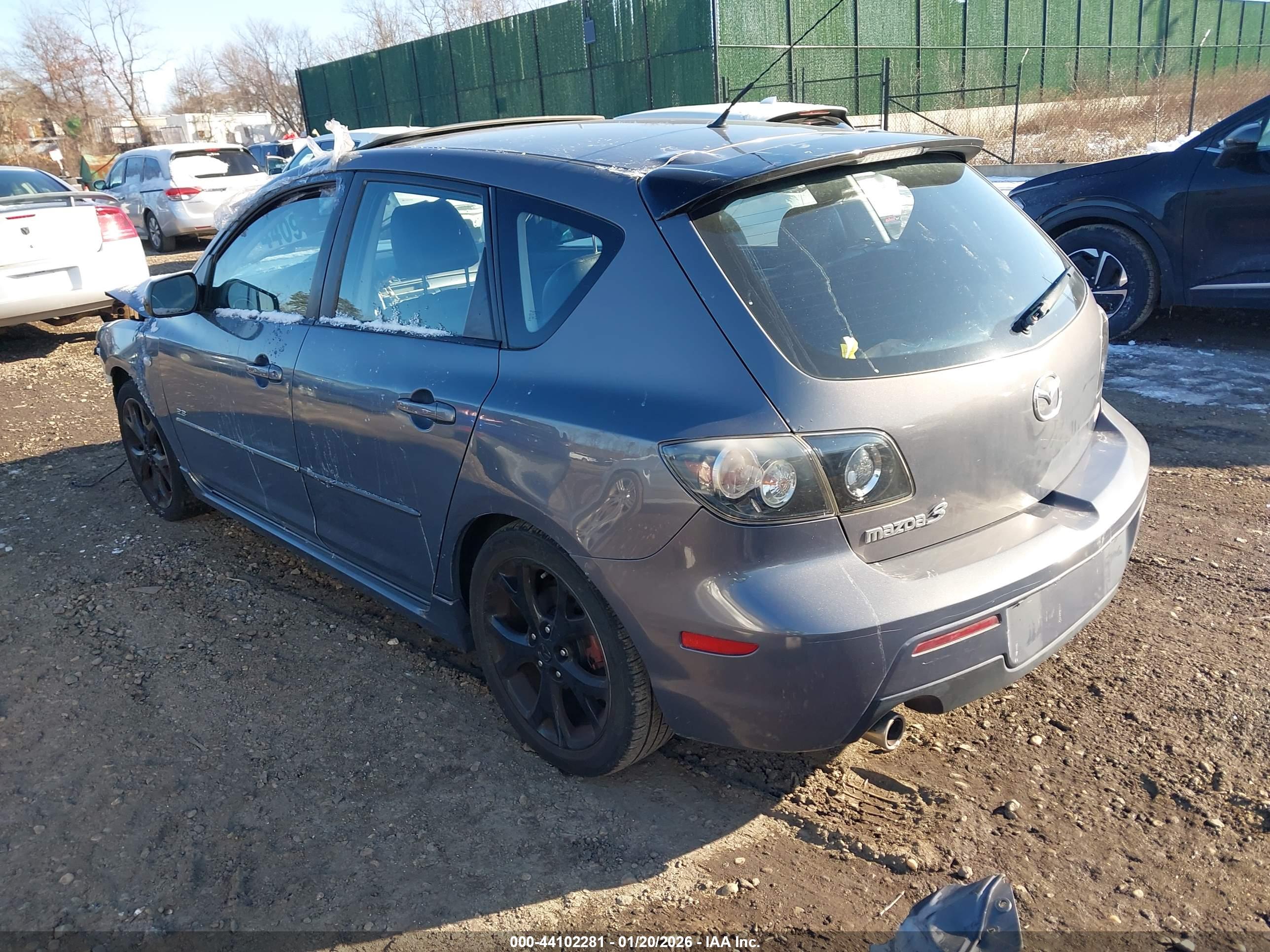 MAZDA MAZDA3 image 3