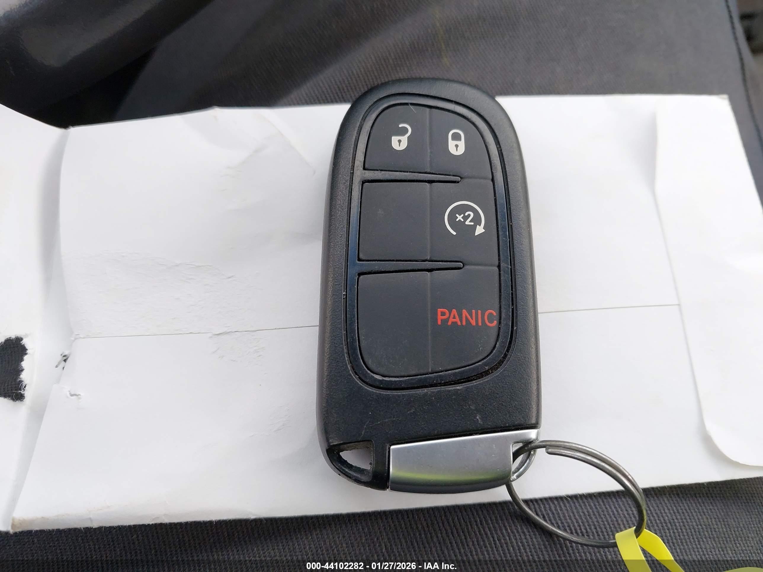 JEEP CHEROKEE image 11