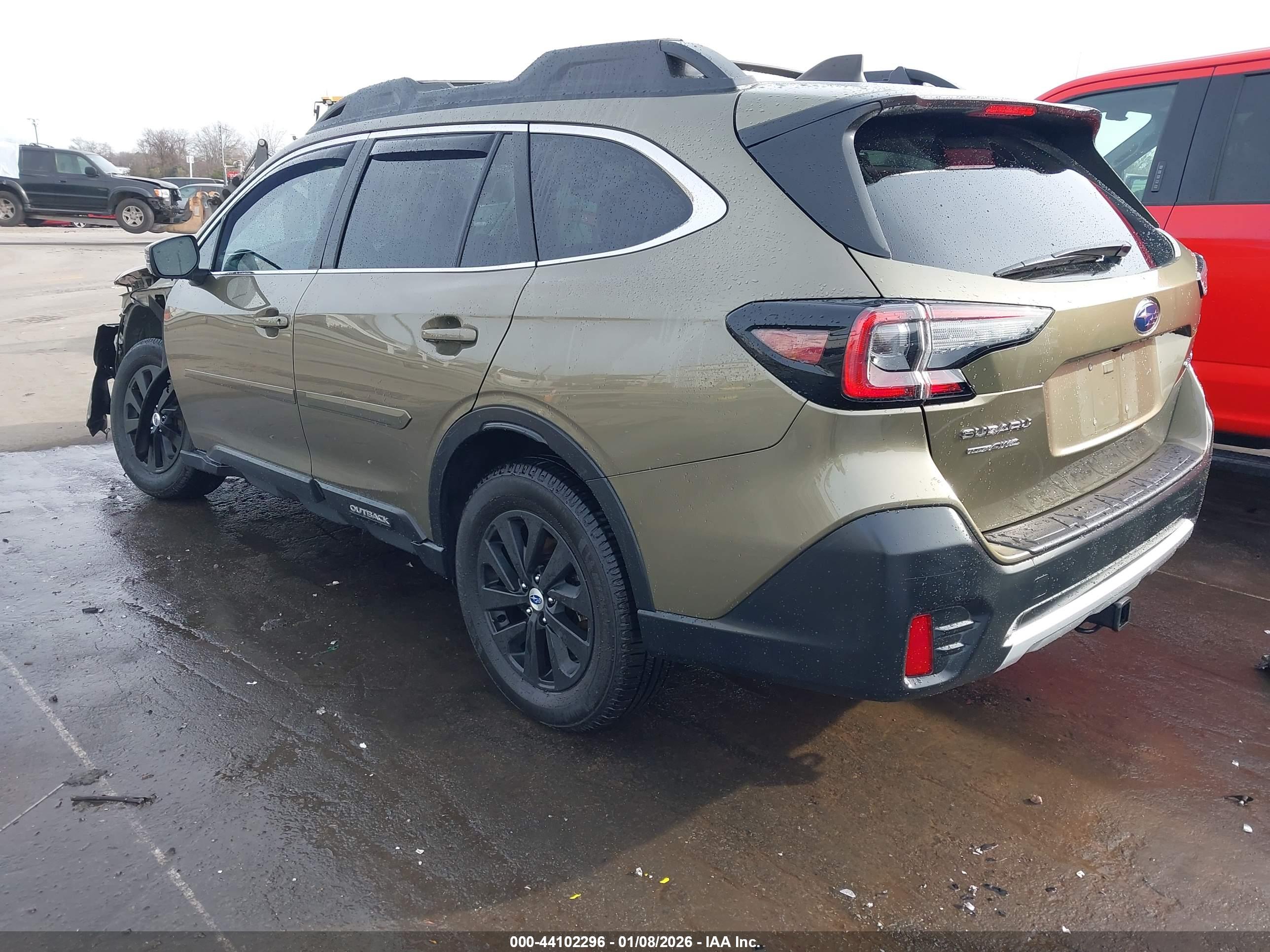 SUBARU OUTBACK image 3