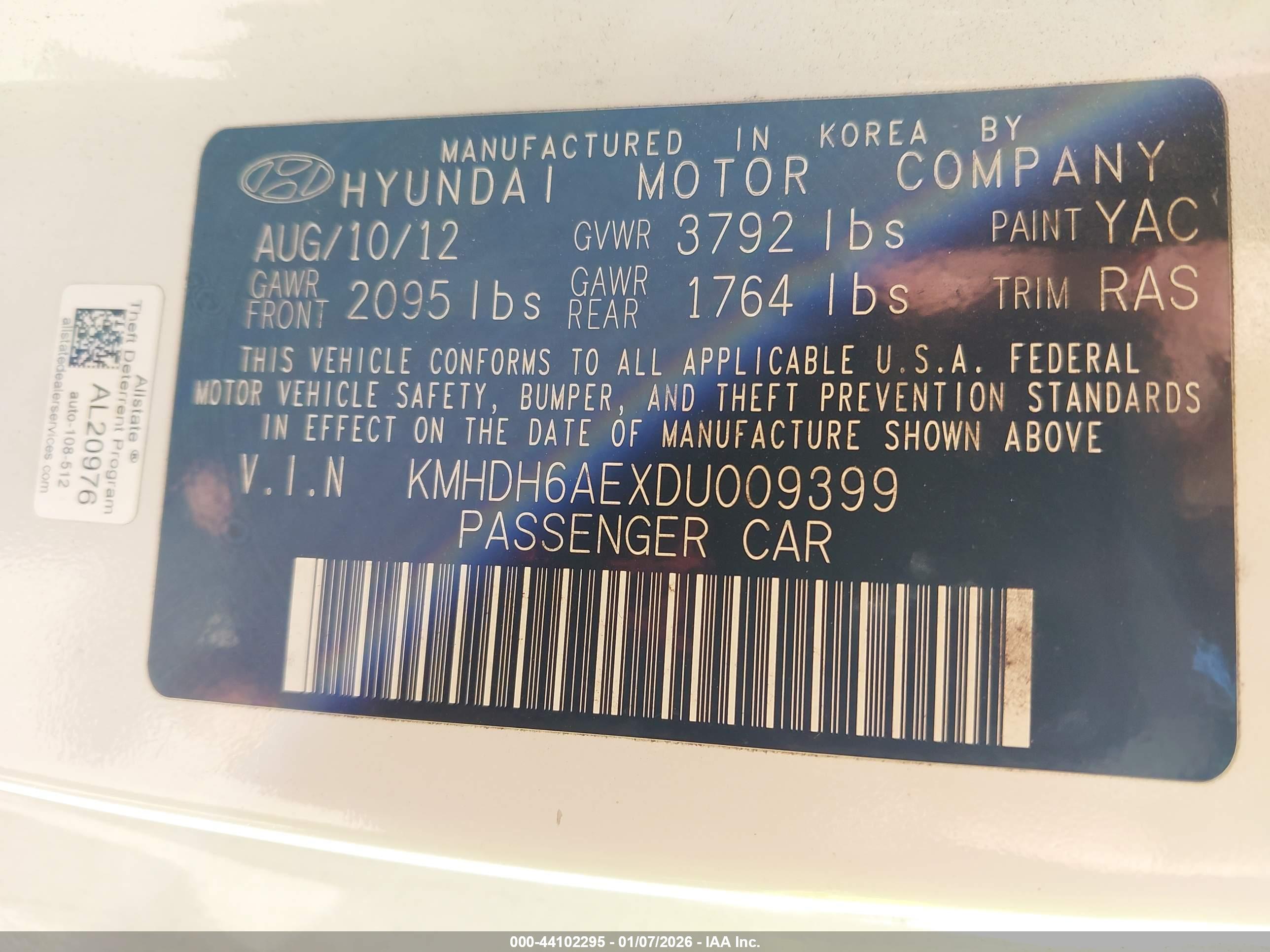 HYUNDAI ELANTRA image 9