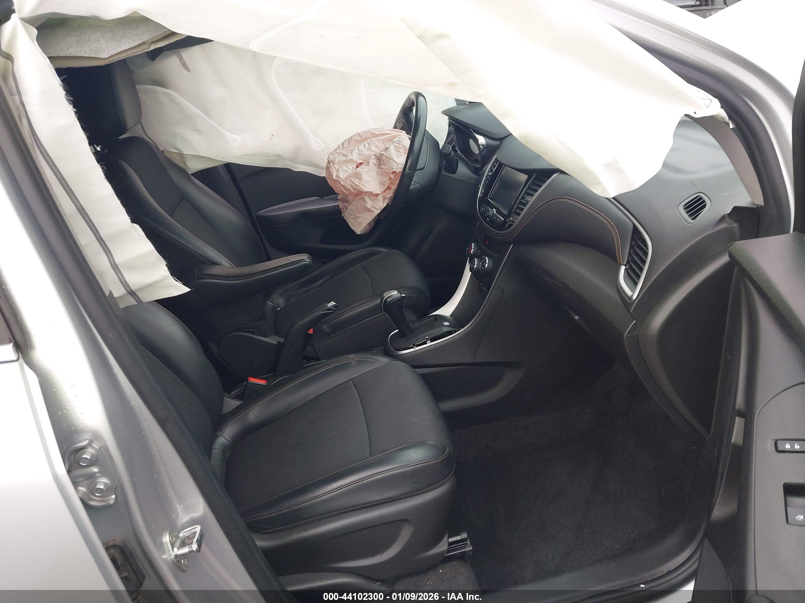 CHEVROLET TRAX image 5
