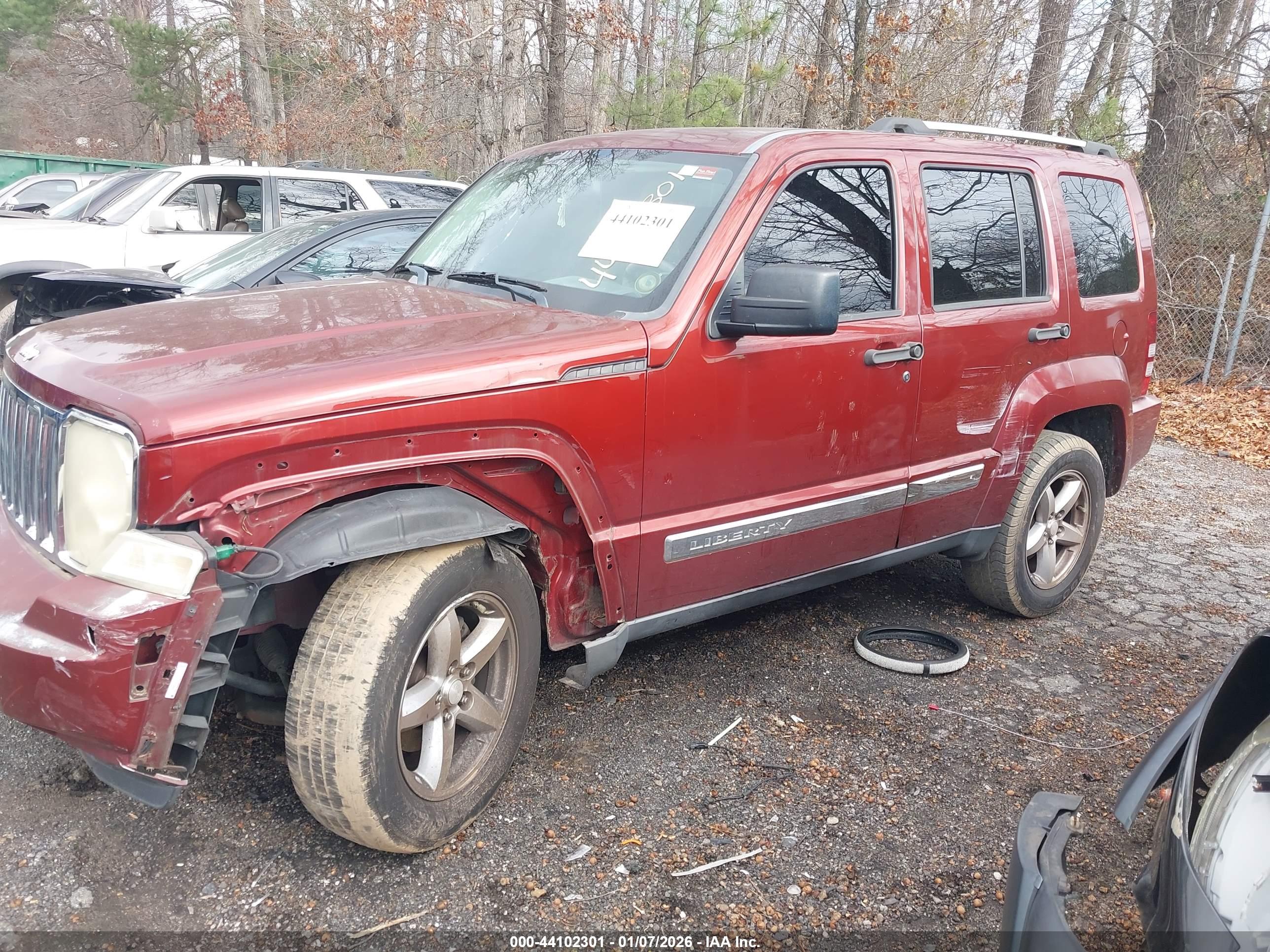 JEEP LIBERTY image 6