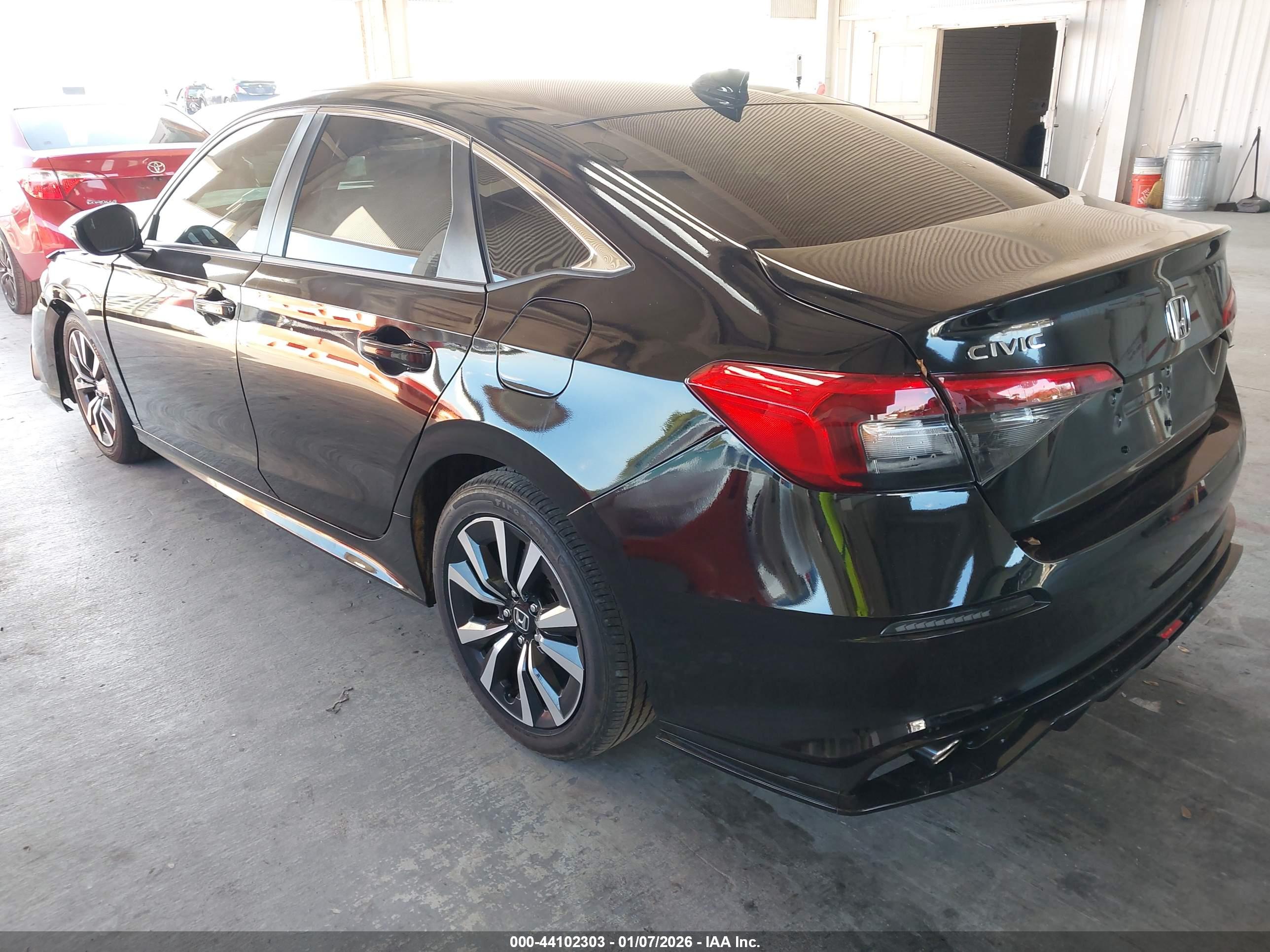 HONDA CIVIC image 3