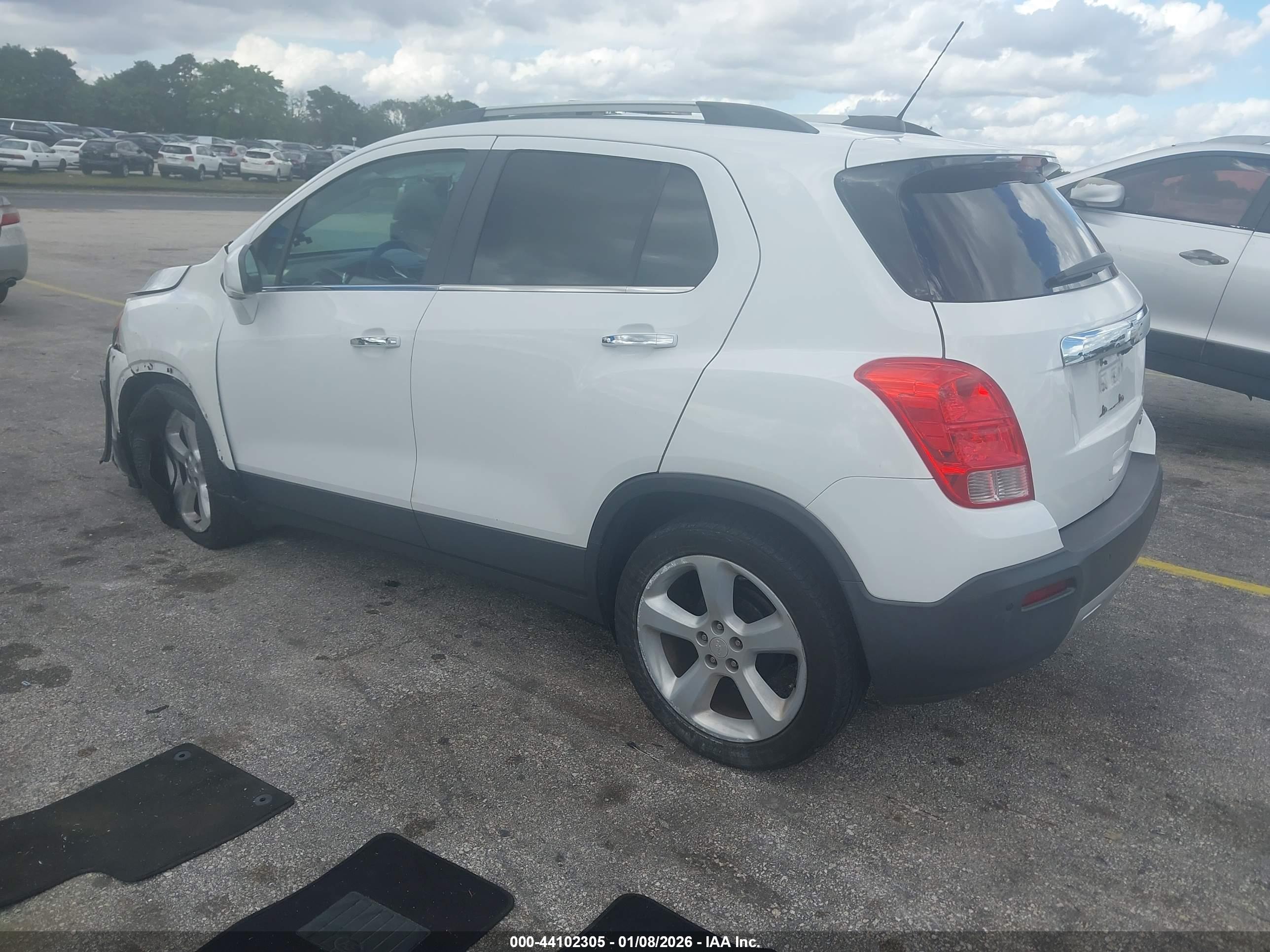 CHEVROLET TRAX image 3
