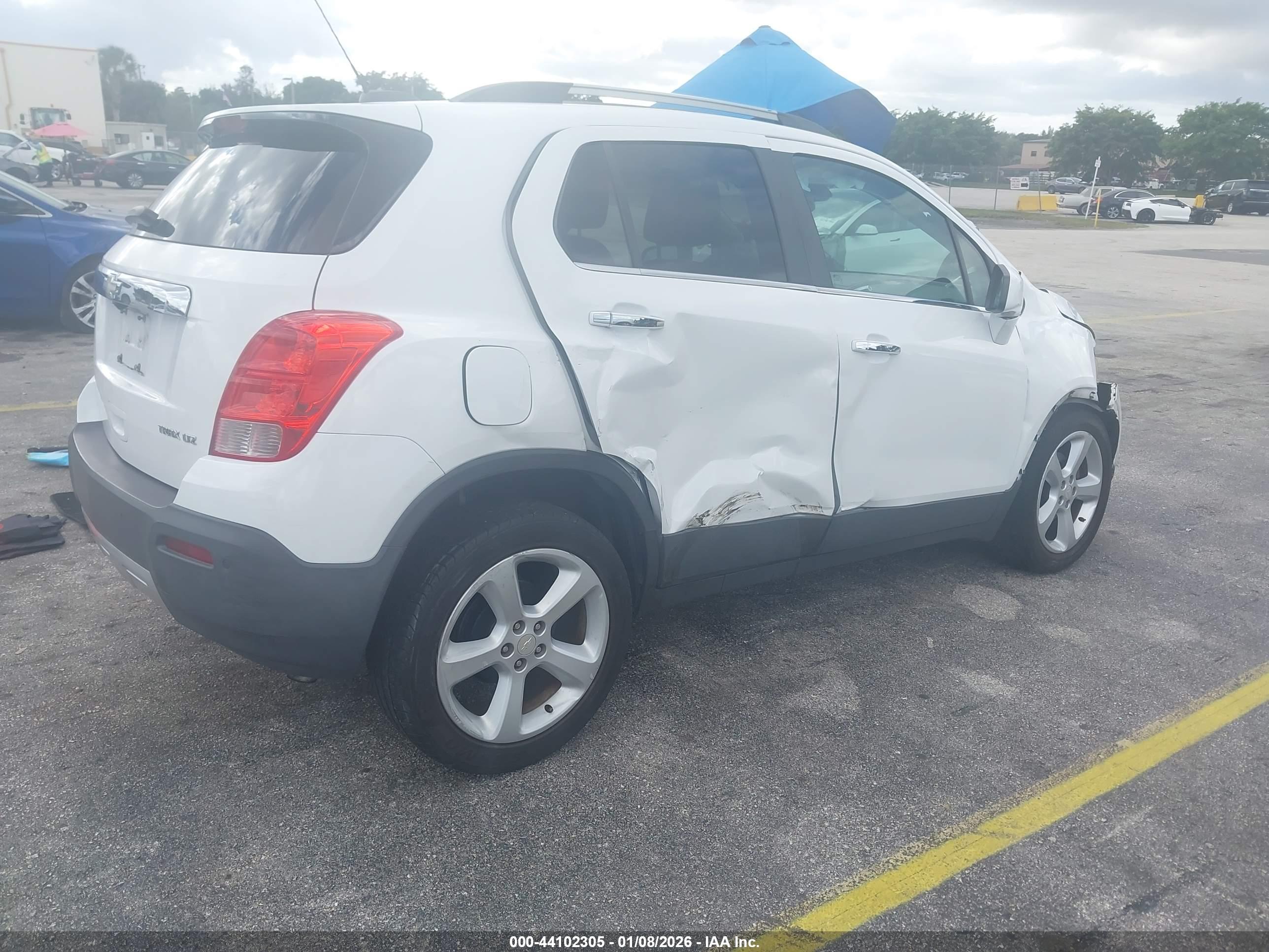 CHEVROLET TRAX image 4