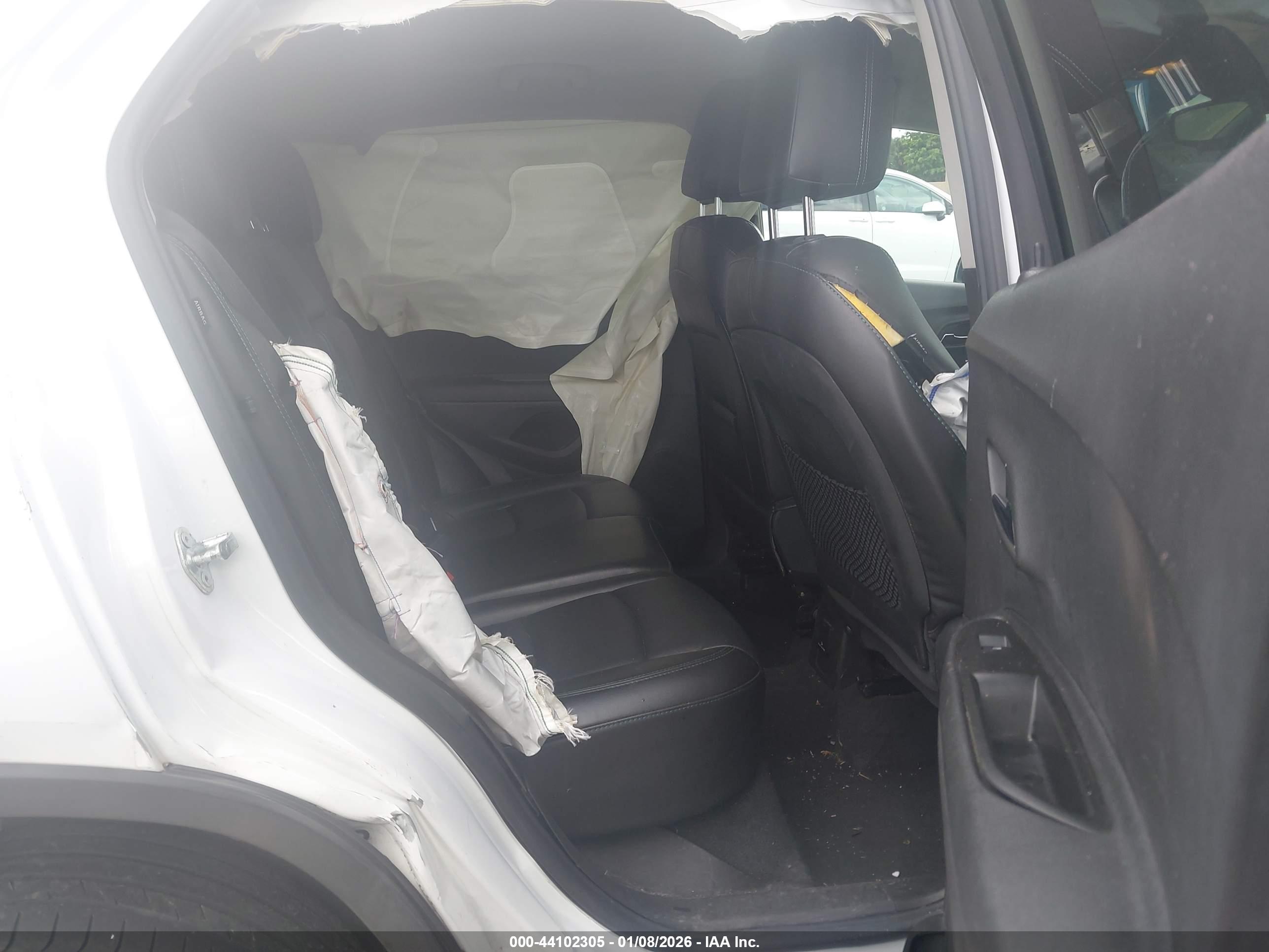 CHEVROLET TRAX image 8