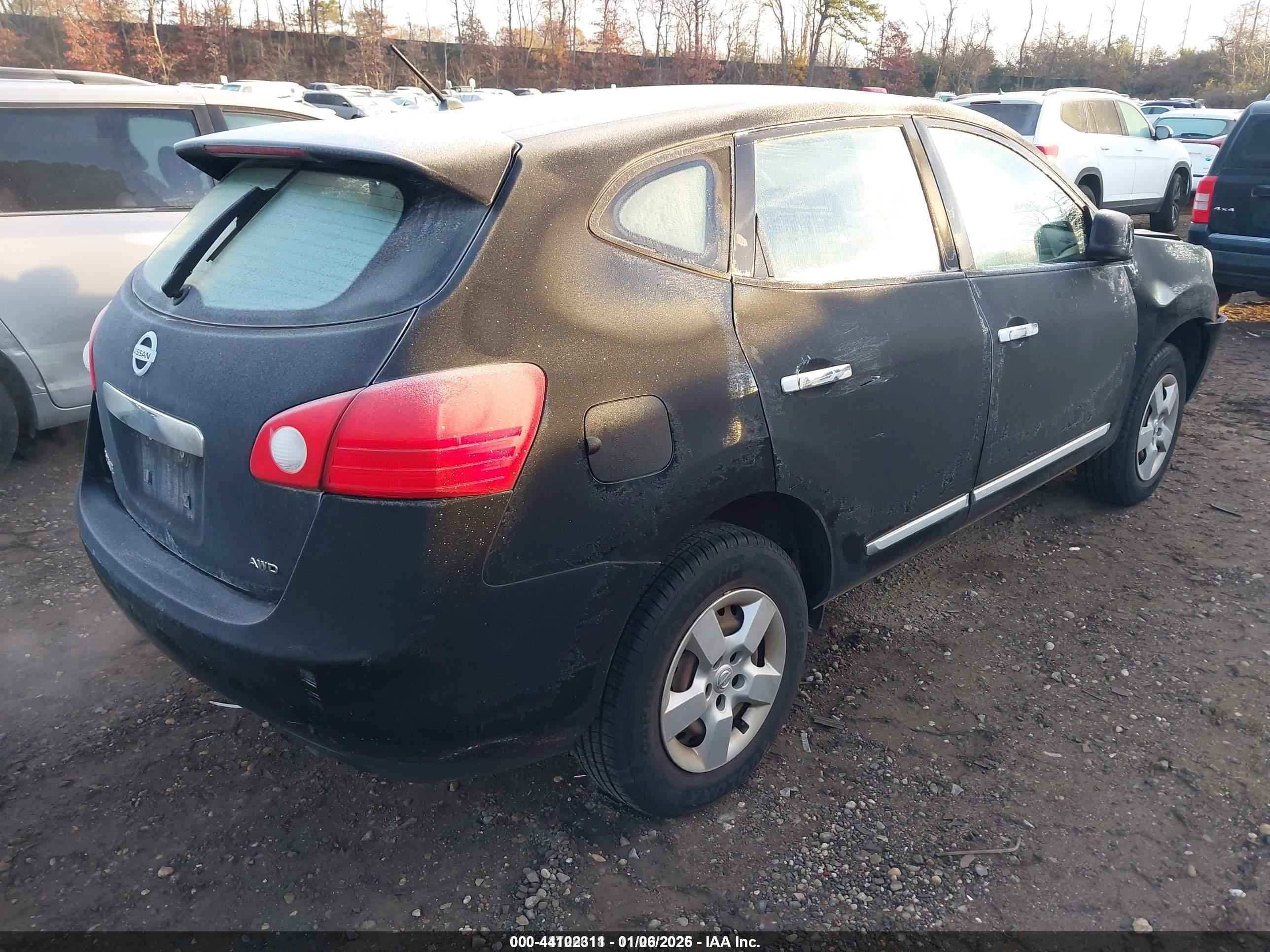 NISSAN ROGUE image 4