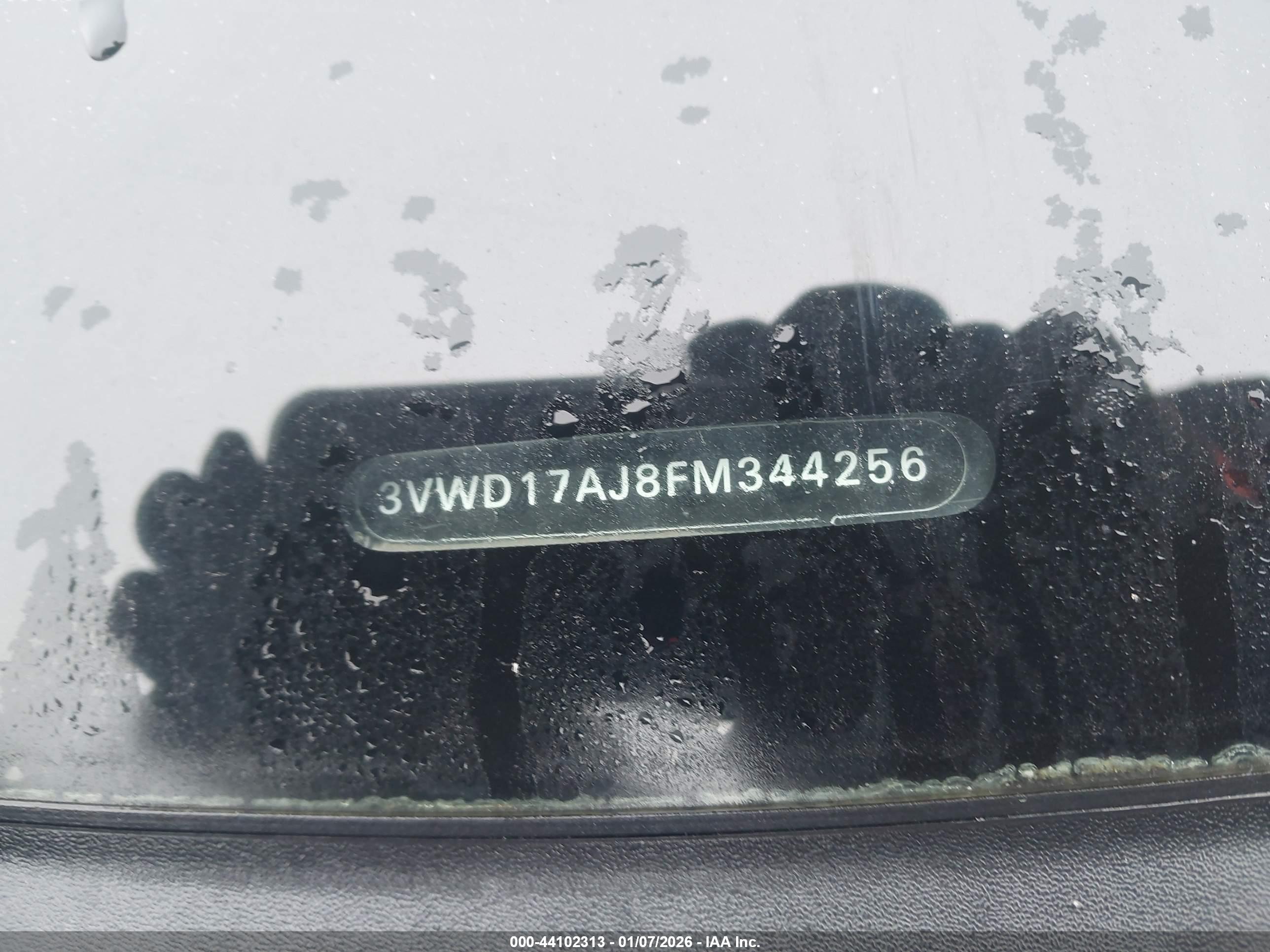 VOLKSWAGEN JETTA image 9