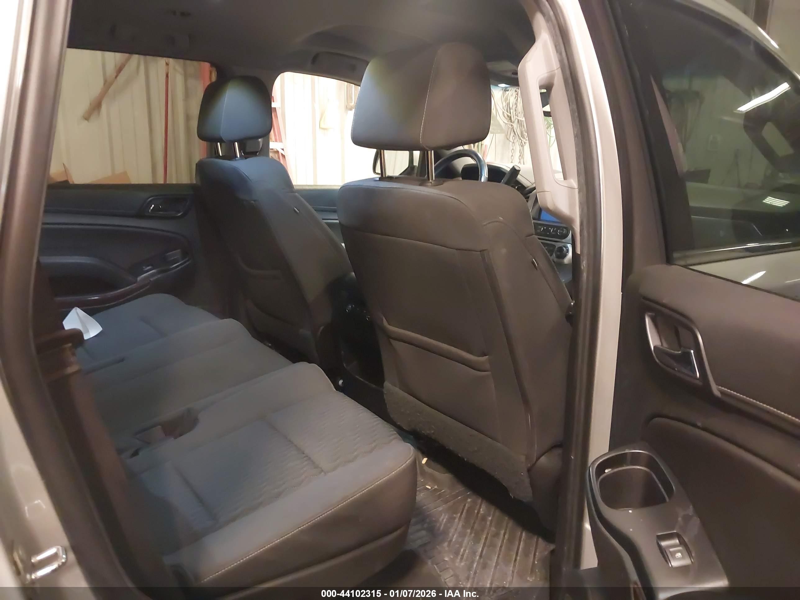 GMC YUKON image 8