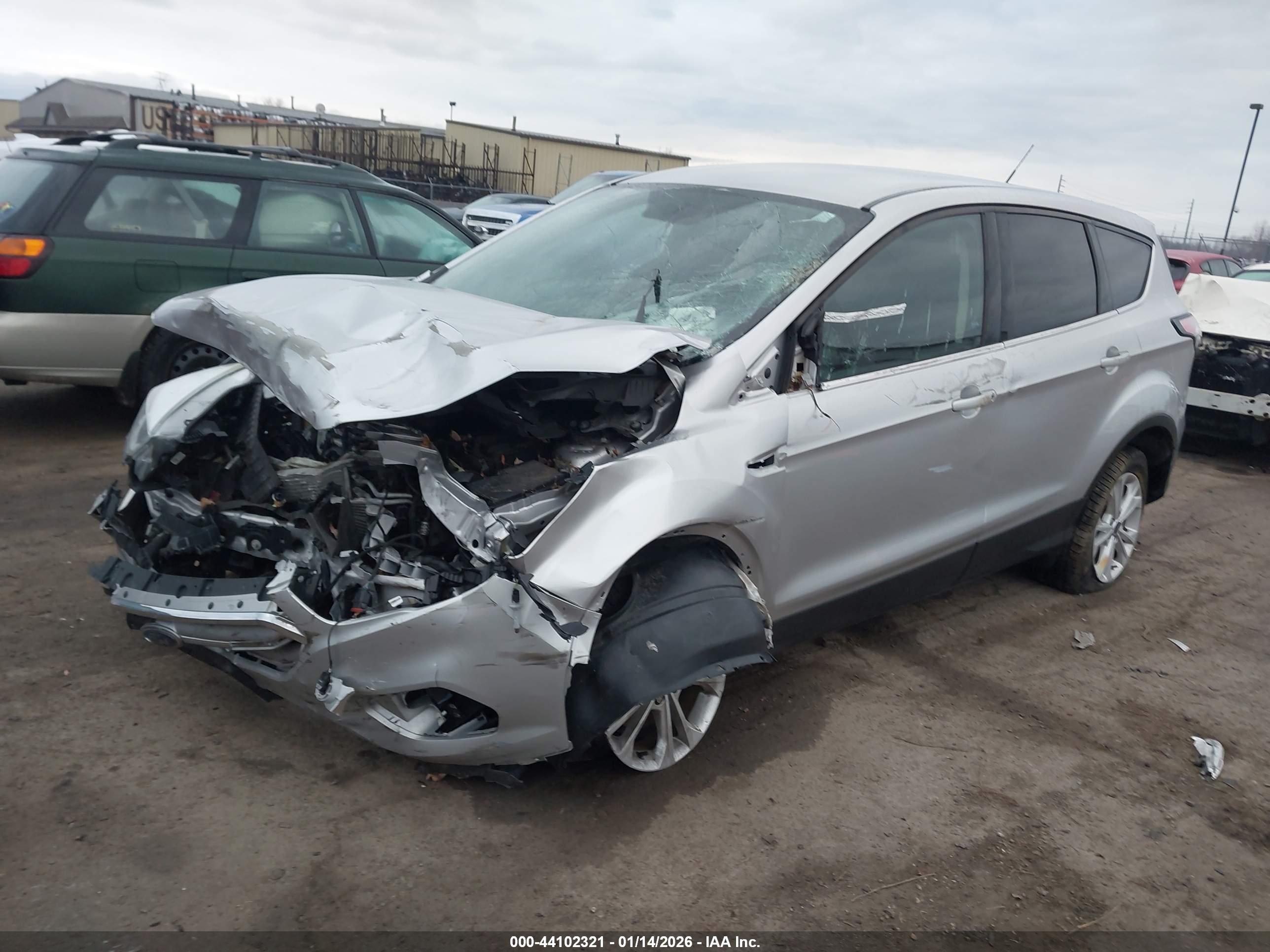 FORD ESCAPE image 2