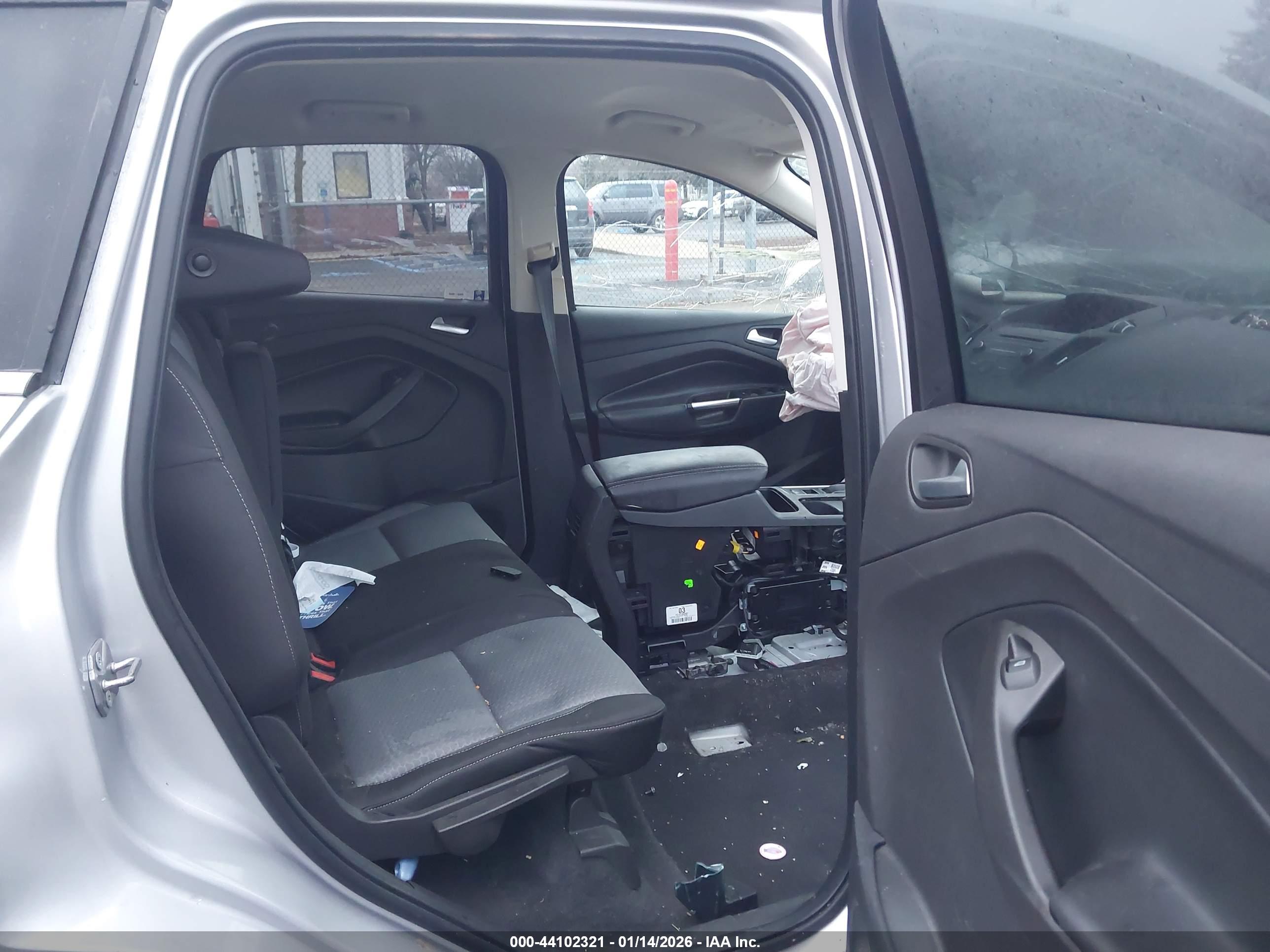 FORD ESCAPE image 8