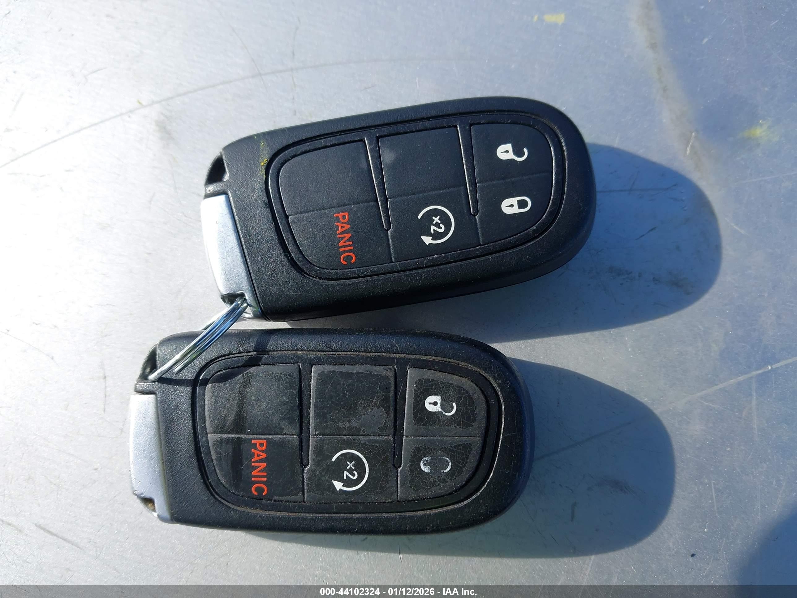 JEEP CHEROKEE image 11
