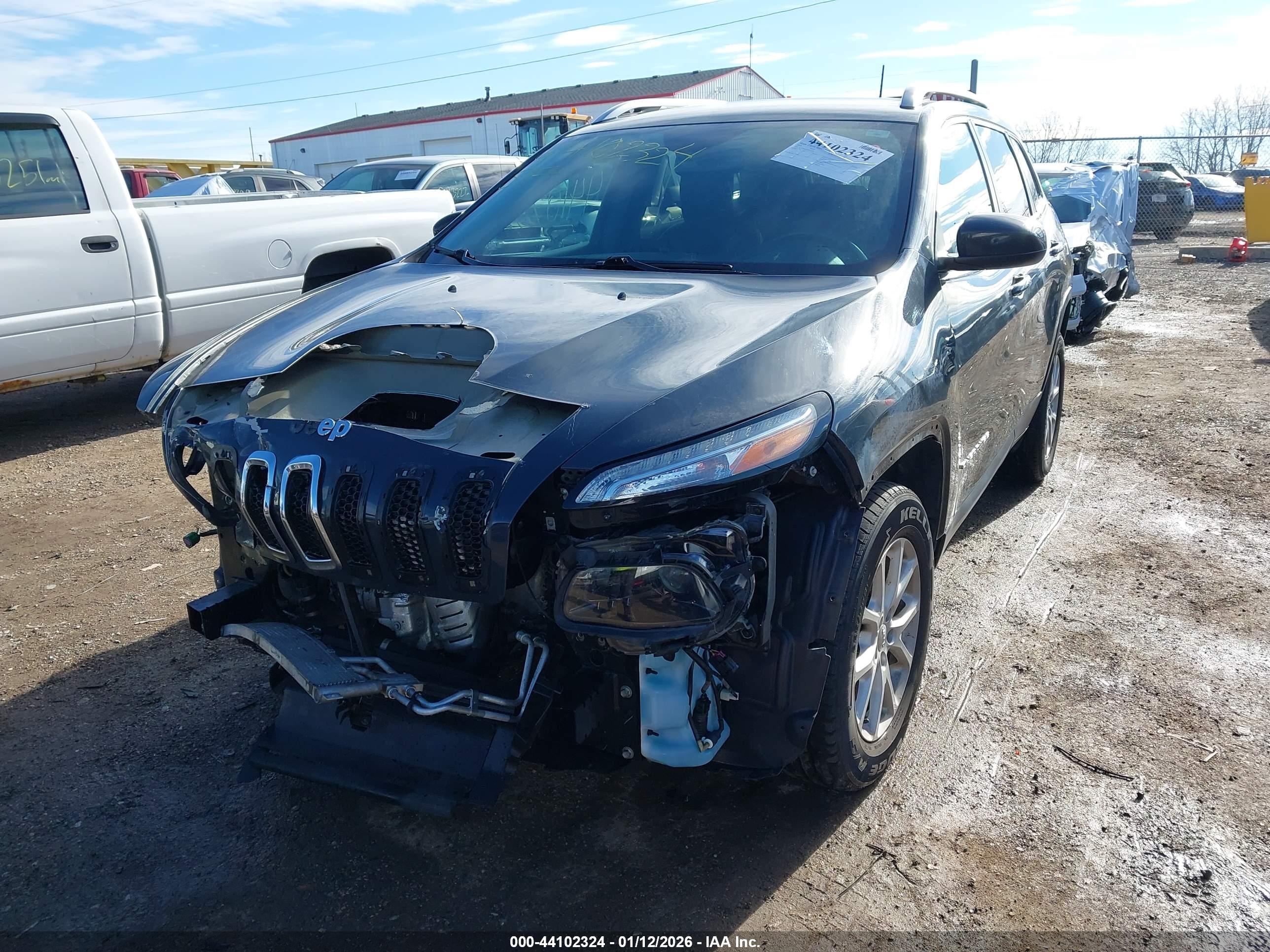 JEEP CHEROKEE image 2