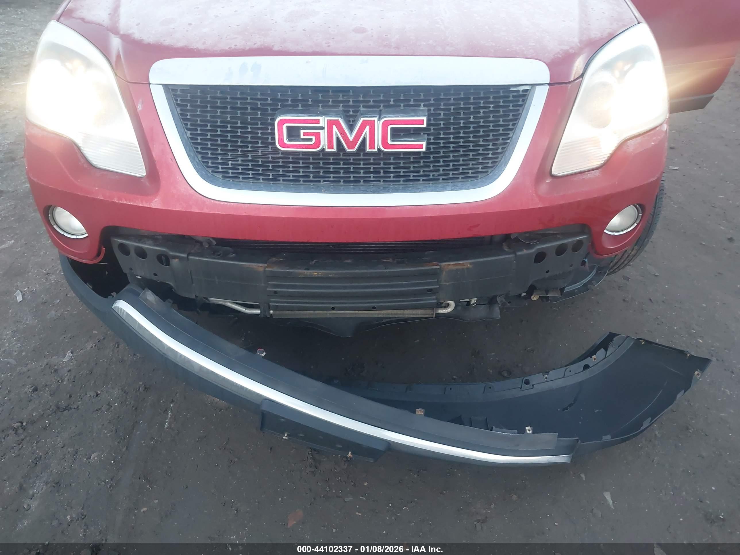 GMC ACADIA image 6