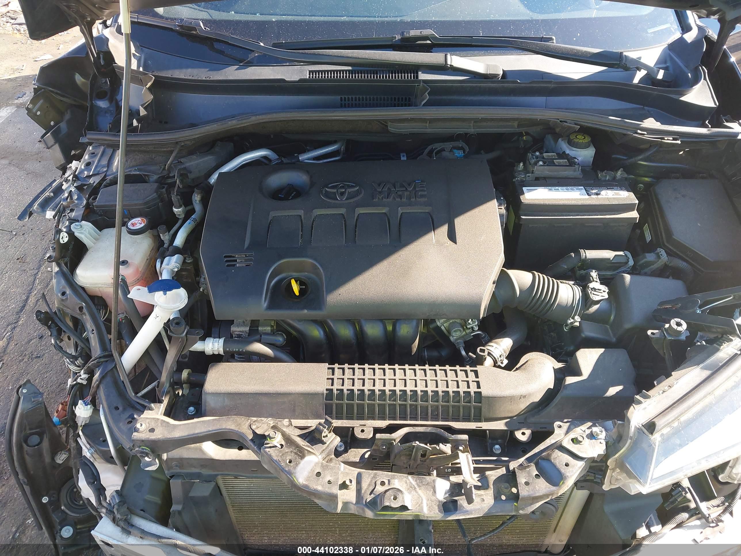 TOYOTA C-HR image 10