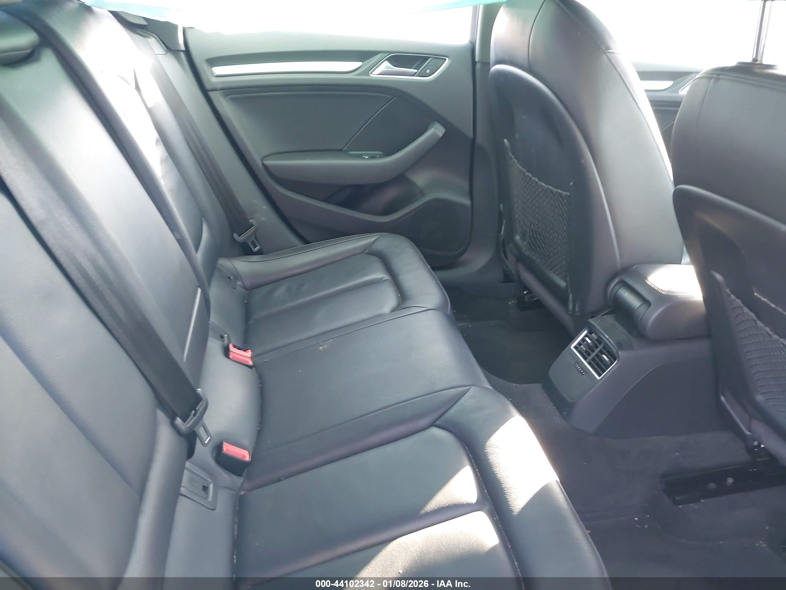 AUDI A3 image 8