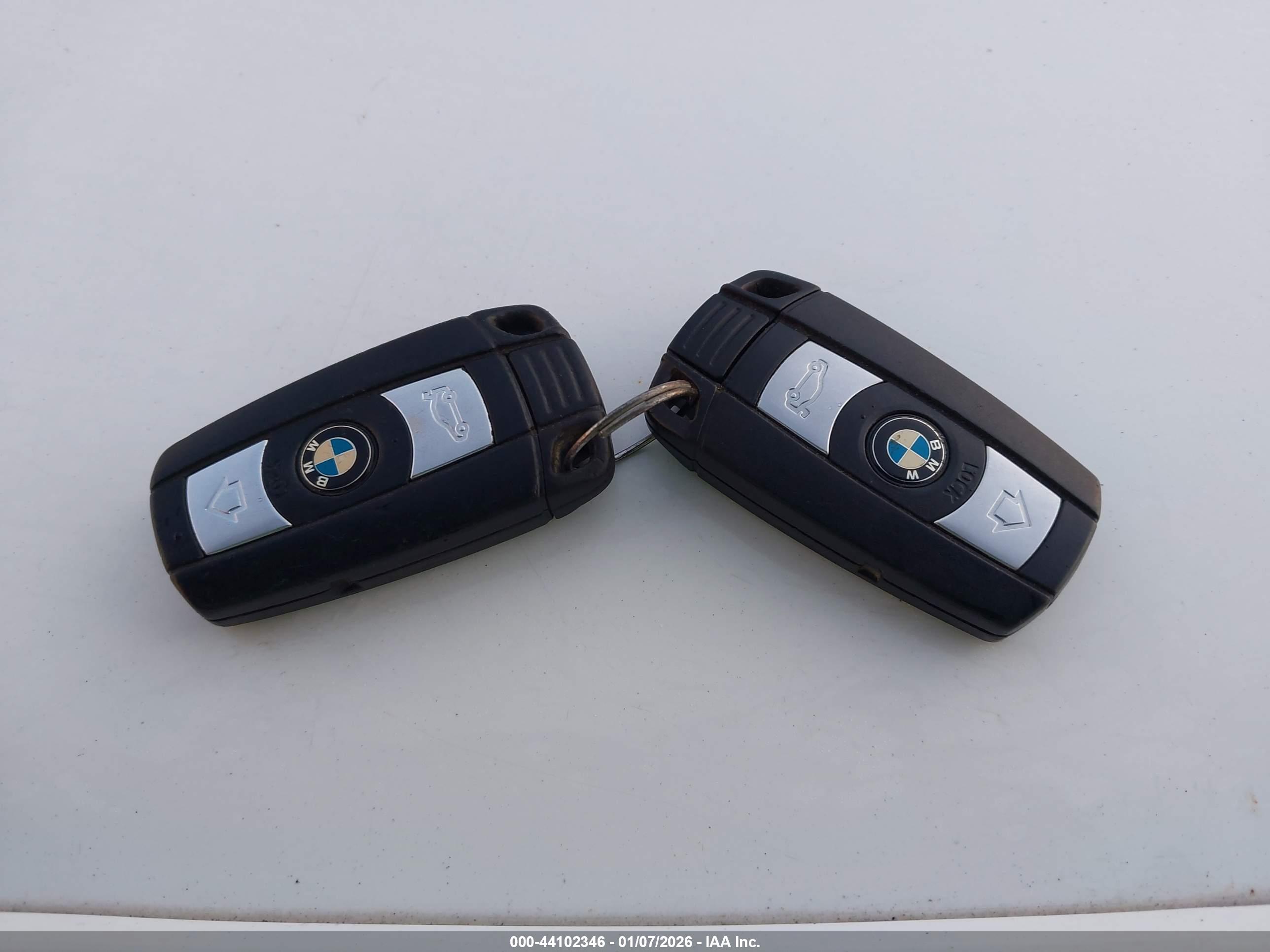 BMW 328I image 11