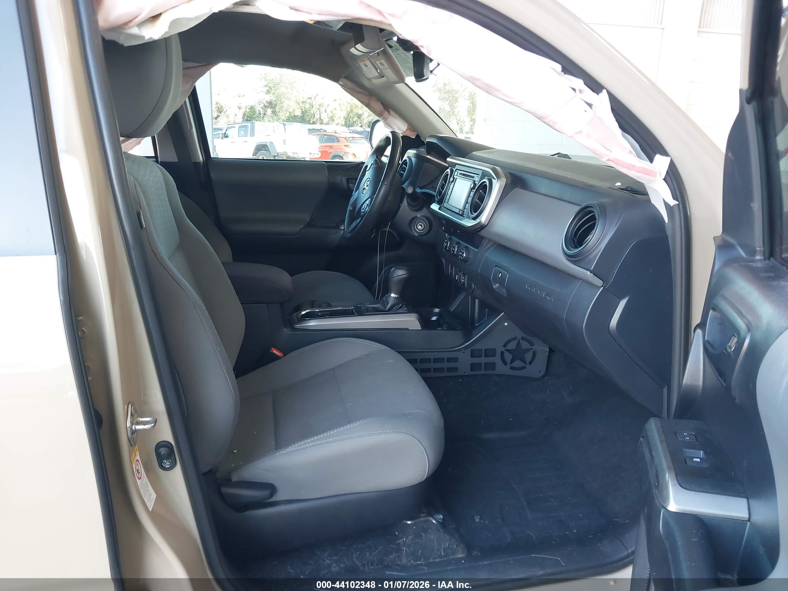 TOYOTA TACOMA image 5