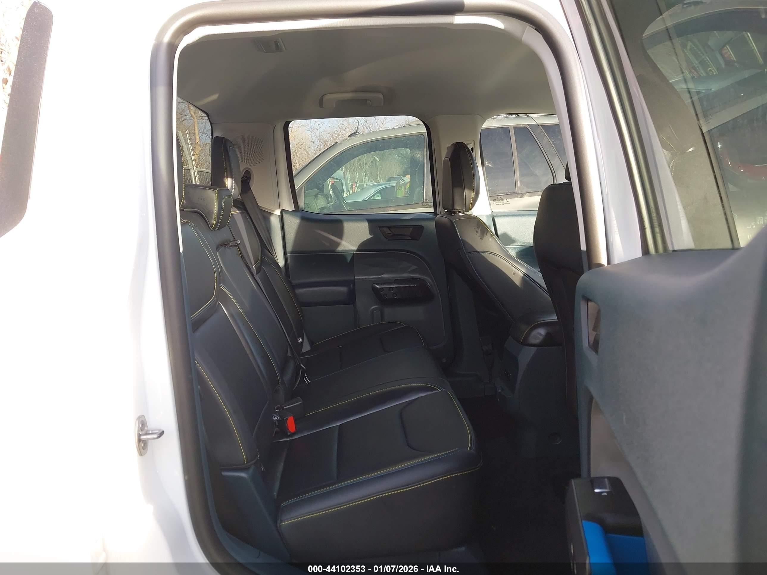 FORD MAVERICK image 8