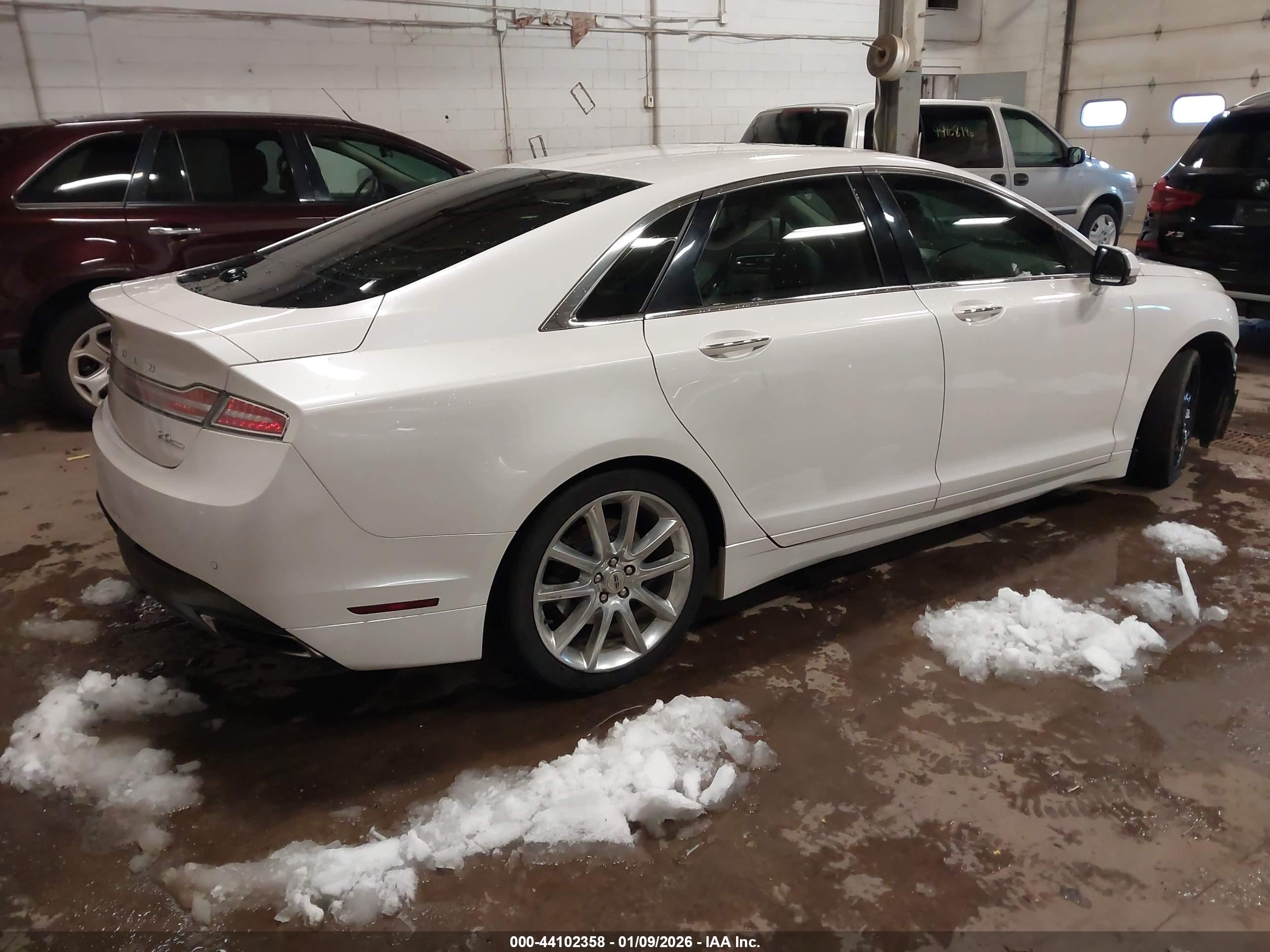 LINCOLN MKZ image 4