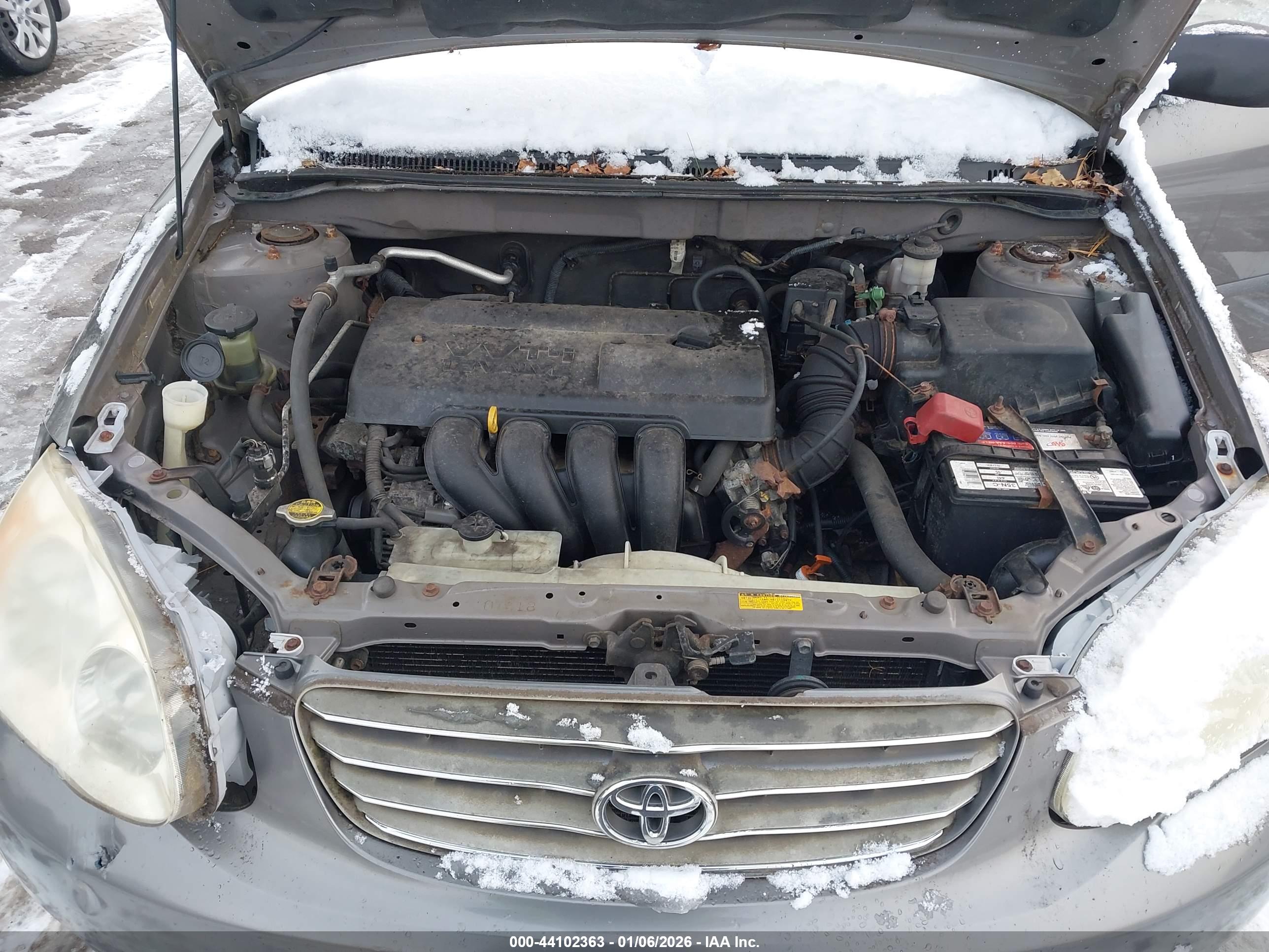 TOYOTA COROLLA image 10