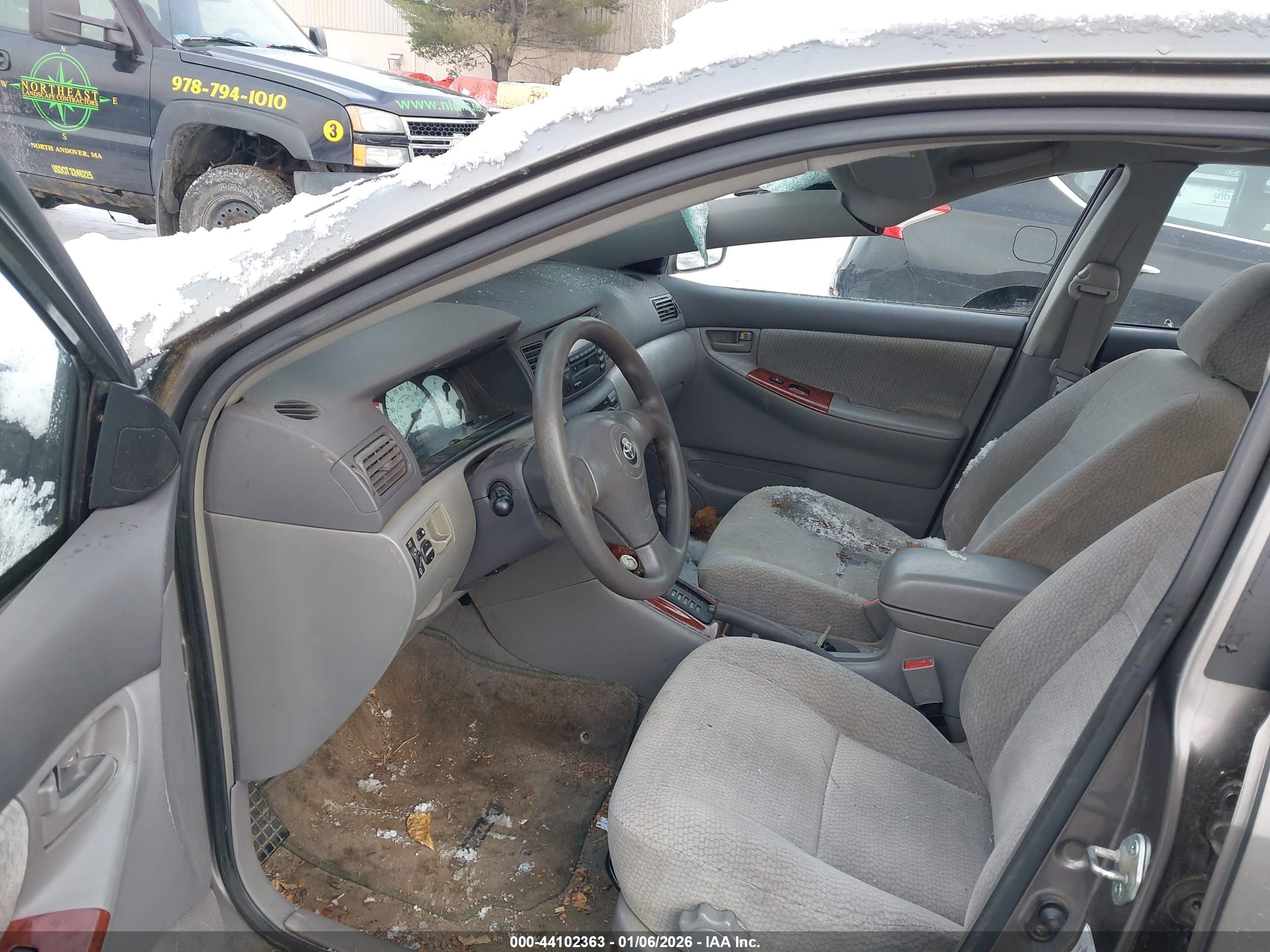 TOYOTA COROLLA image 5