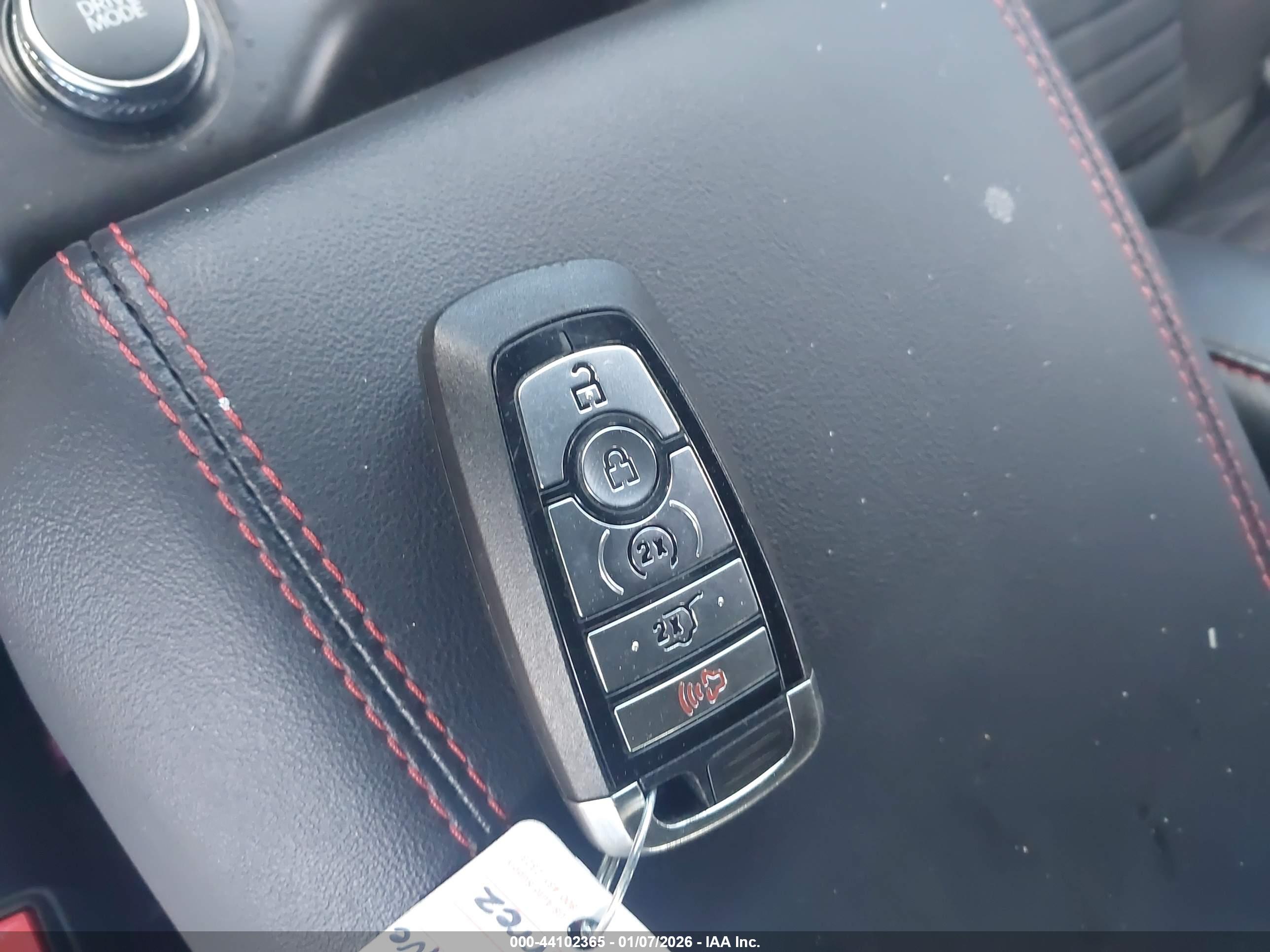 FORD EXPLORER image 11