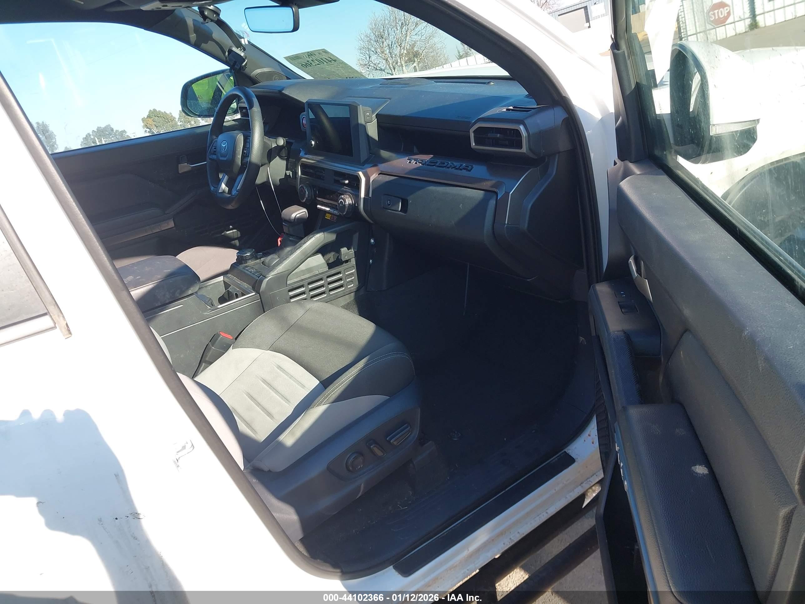 TOYOTA TACOMA image 5