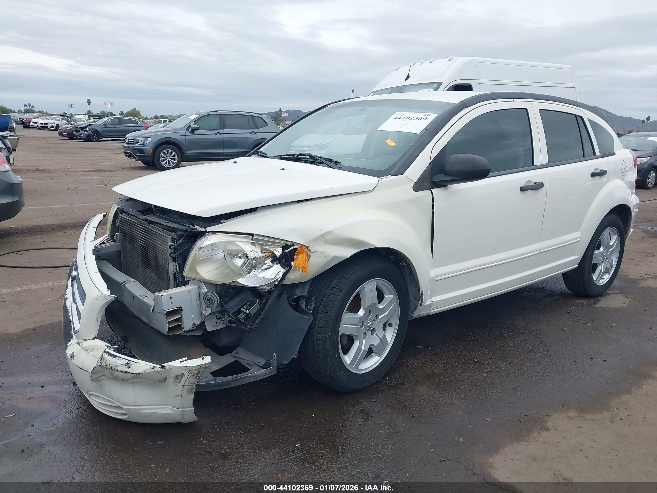 DODGE CALIBER image 2