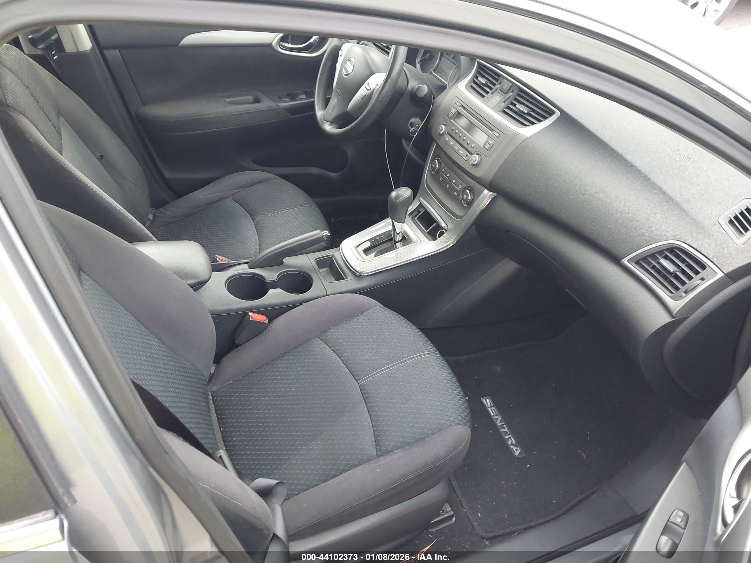 NISSAN SENTRA image 5